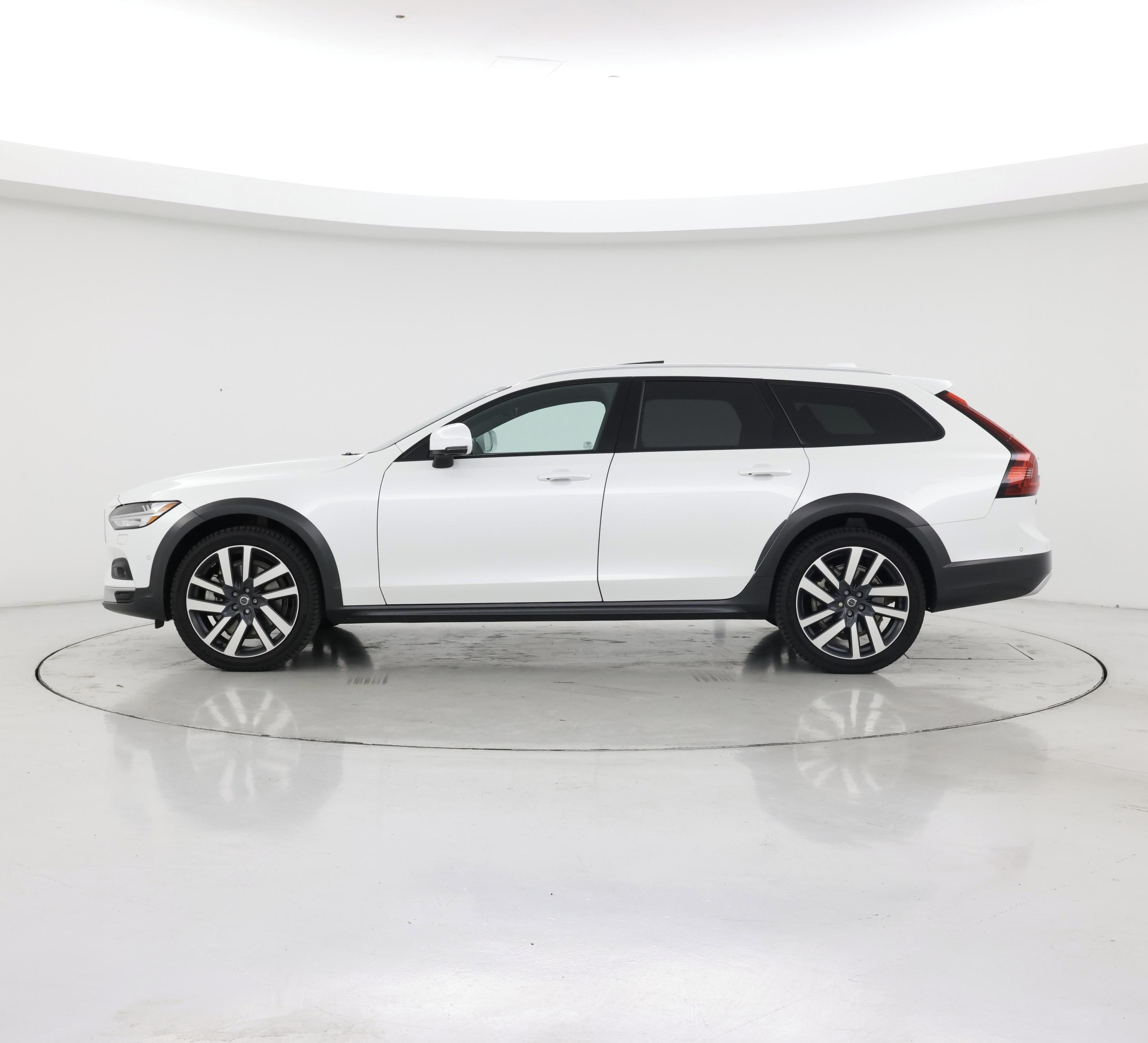 Thumbnail: 2021 Volvo S90 - 3