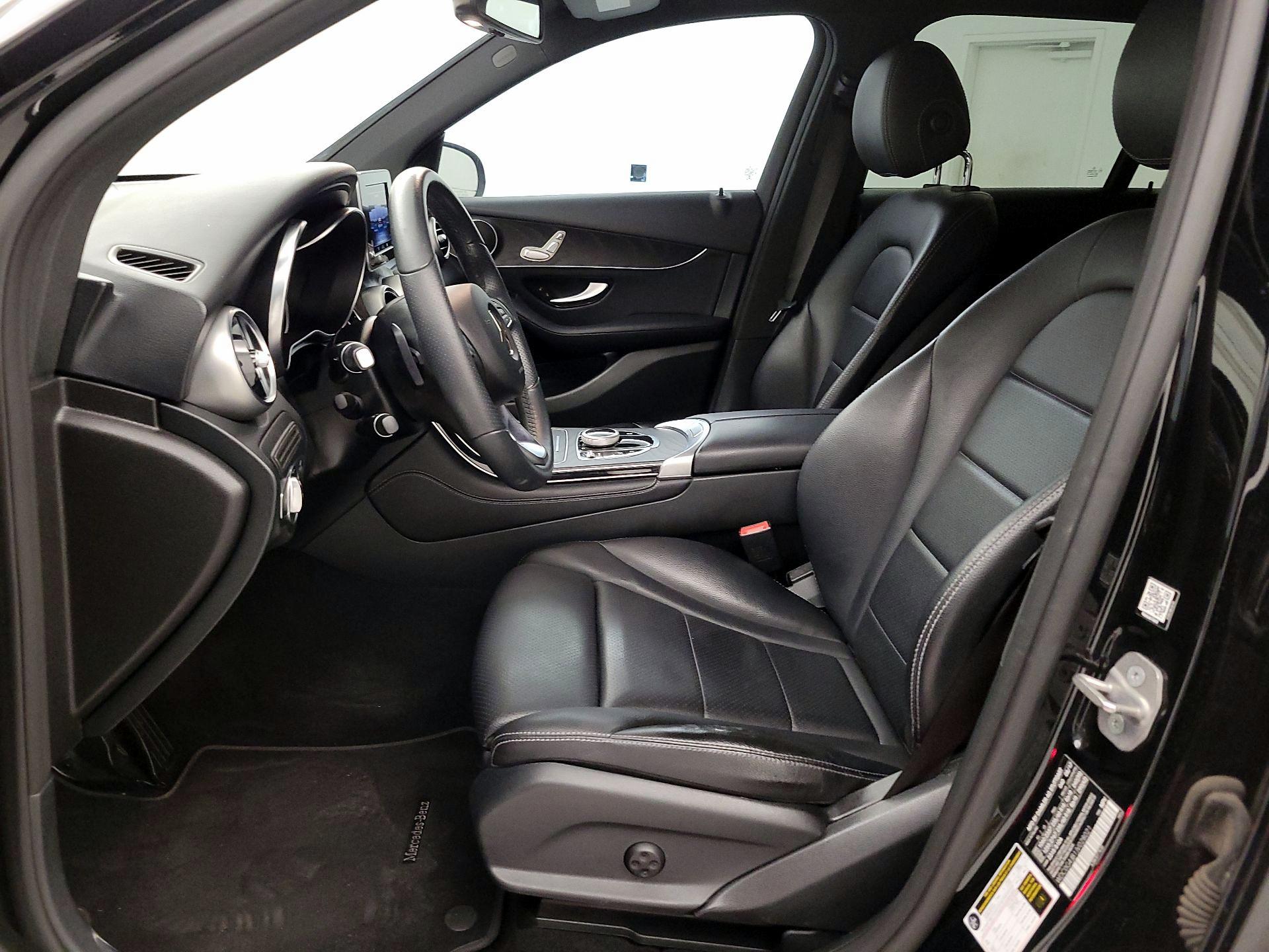 Thumbnail: 2018 Mercedes-Benz GLC - 11