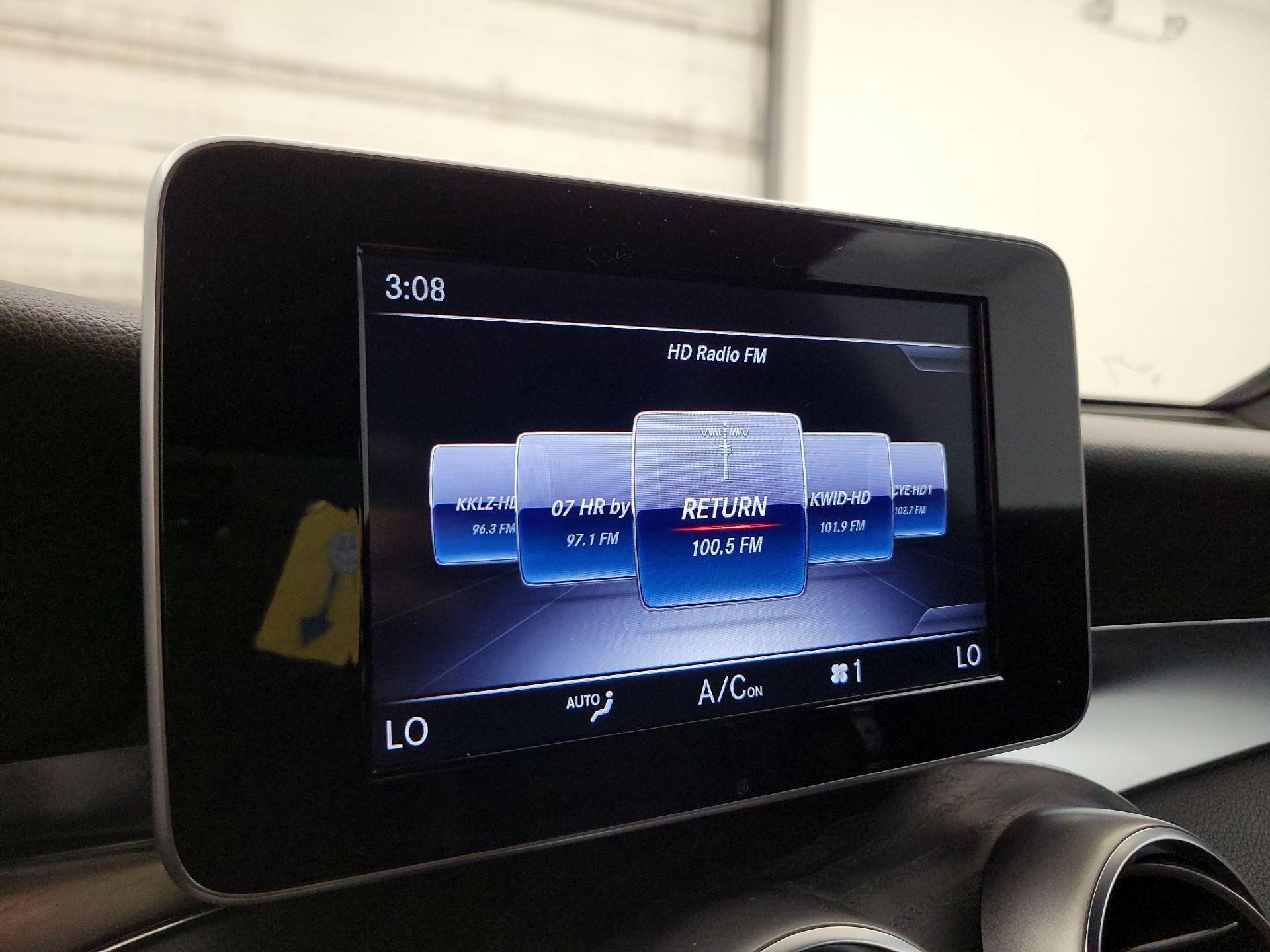 Thumbnail: 2018 Mercedes-Benz GLC - 15