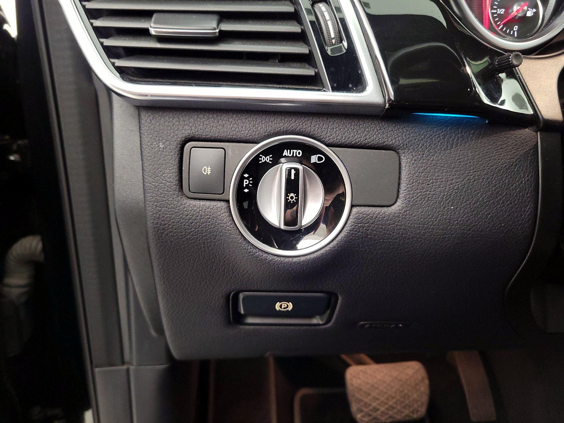 Thumbnail: 2017 Mercedes-Benz GLE - 13