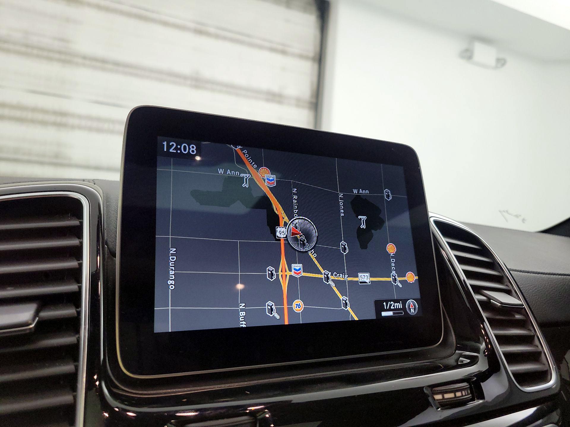 Thumbnail: 2017 Mercedes-Benz GLE - 14