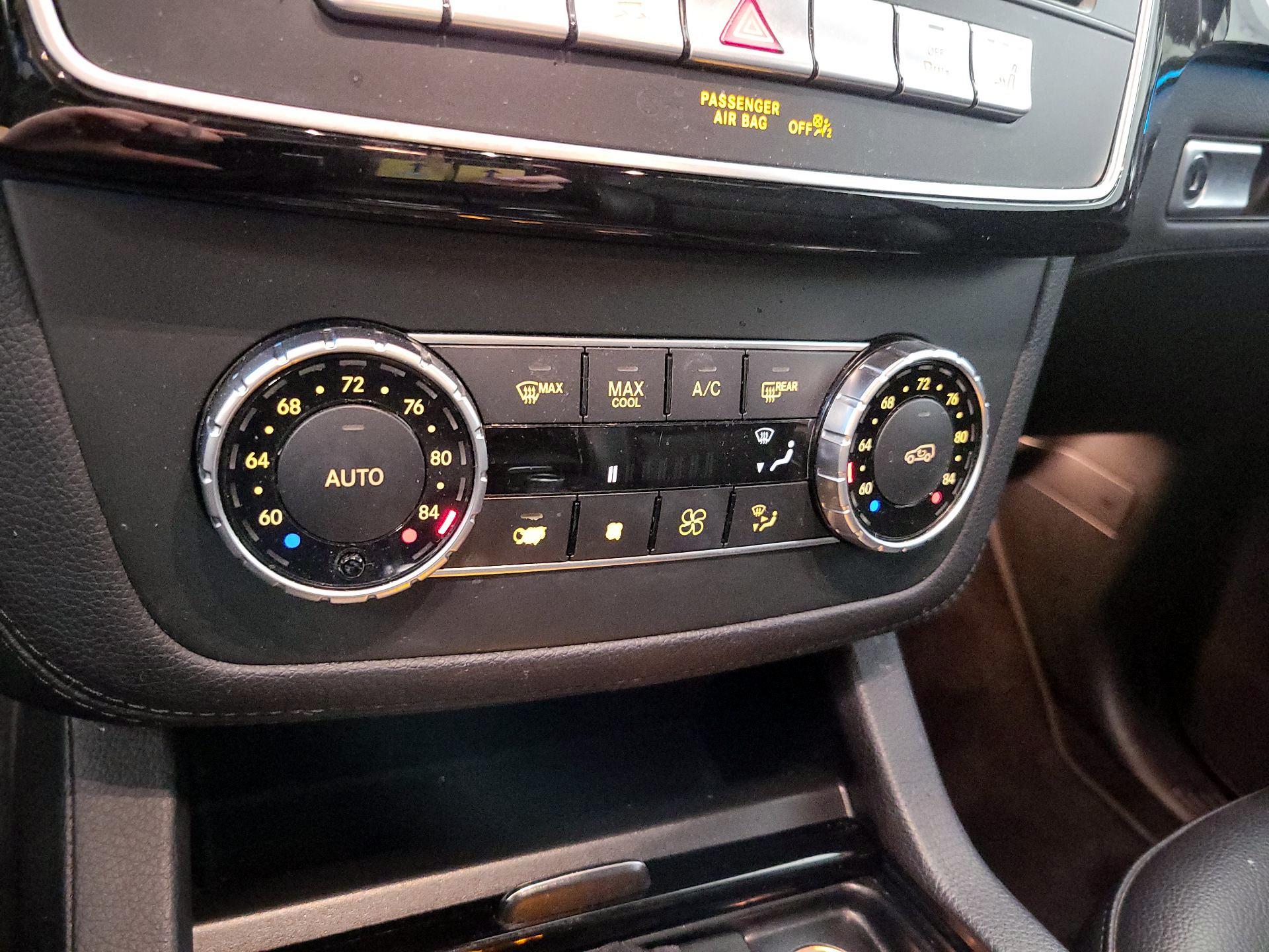 Thumbnail: 2017 Mercedes-Benz GLE - 17