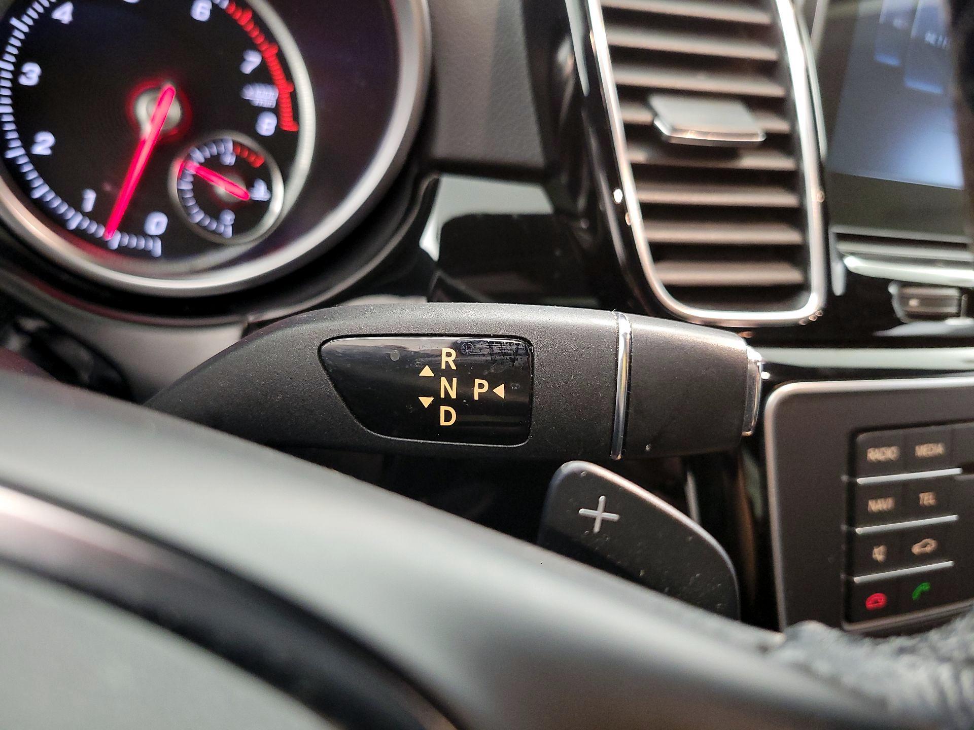 Thumbnail: 2017 Mercedes-Benz GLE - 18