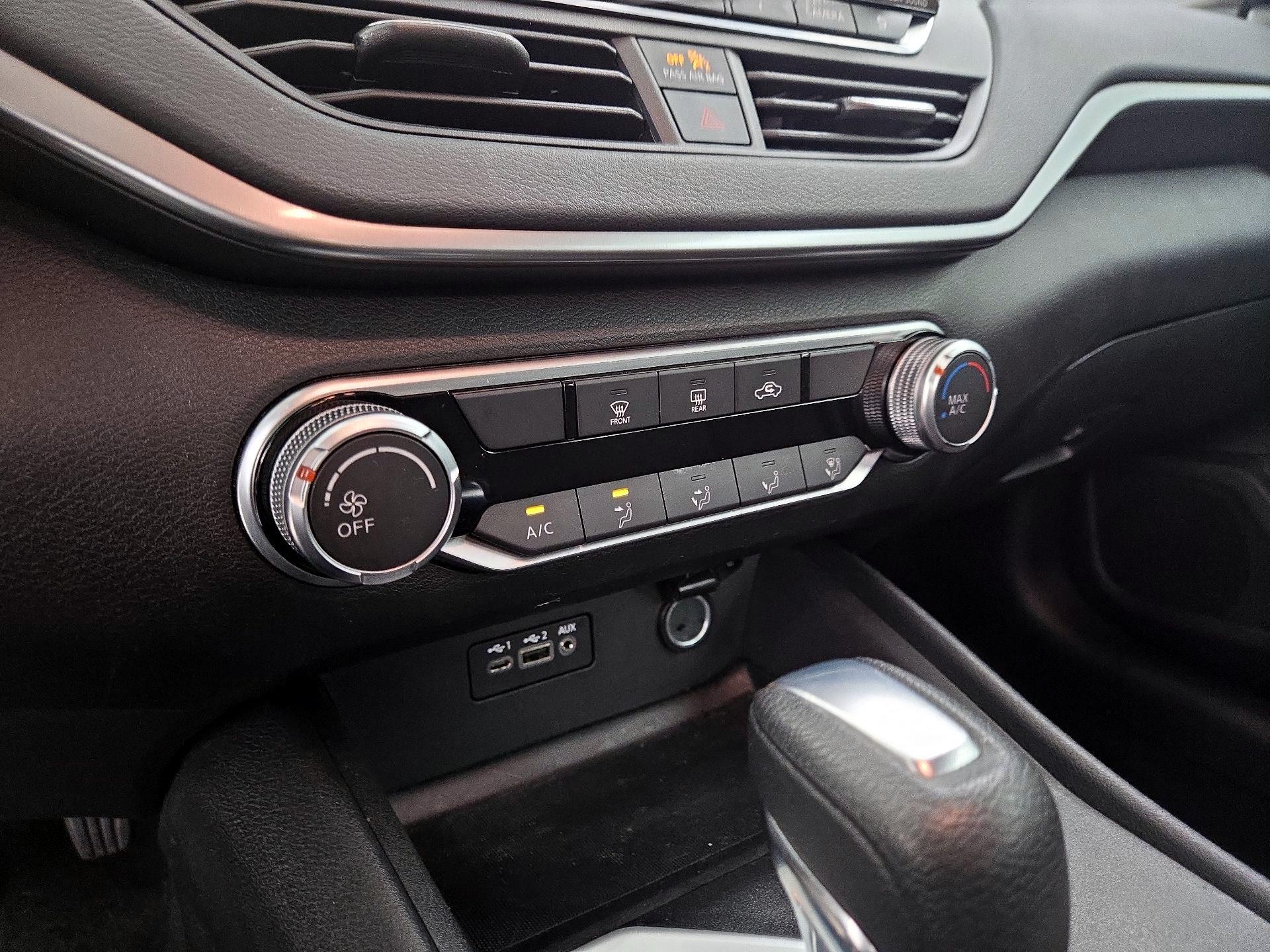 Thumbnail: 2020 Nissan Altima - 16