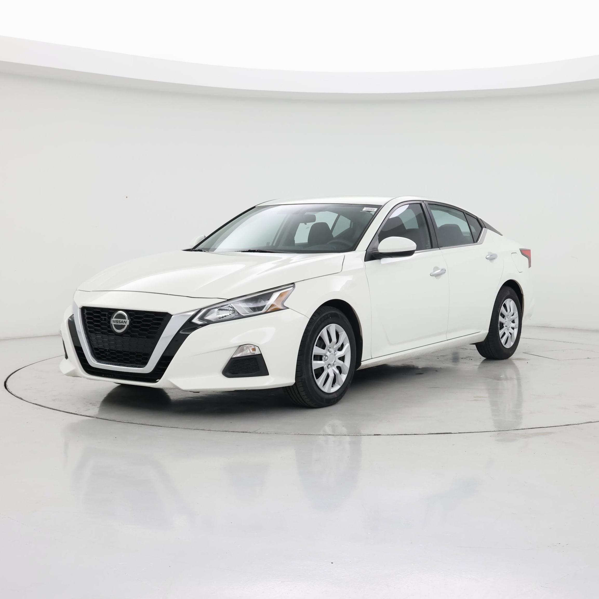 Thumbnail: 2020 Nissan Altima - 4
