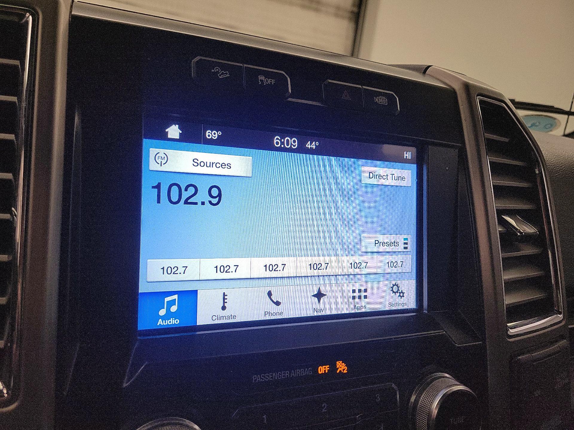 Thumbnail: 2016 Ford F-150 - 16