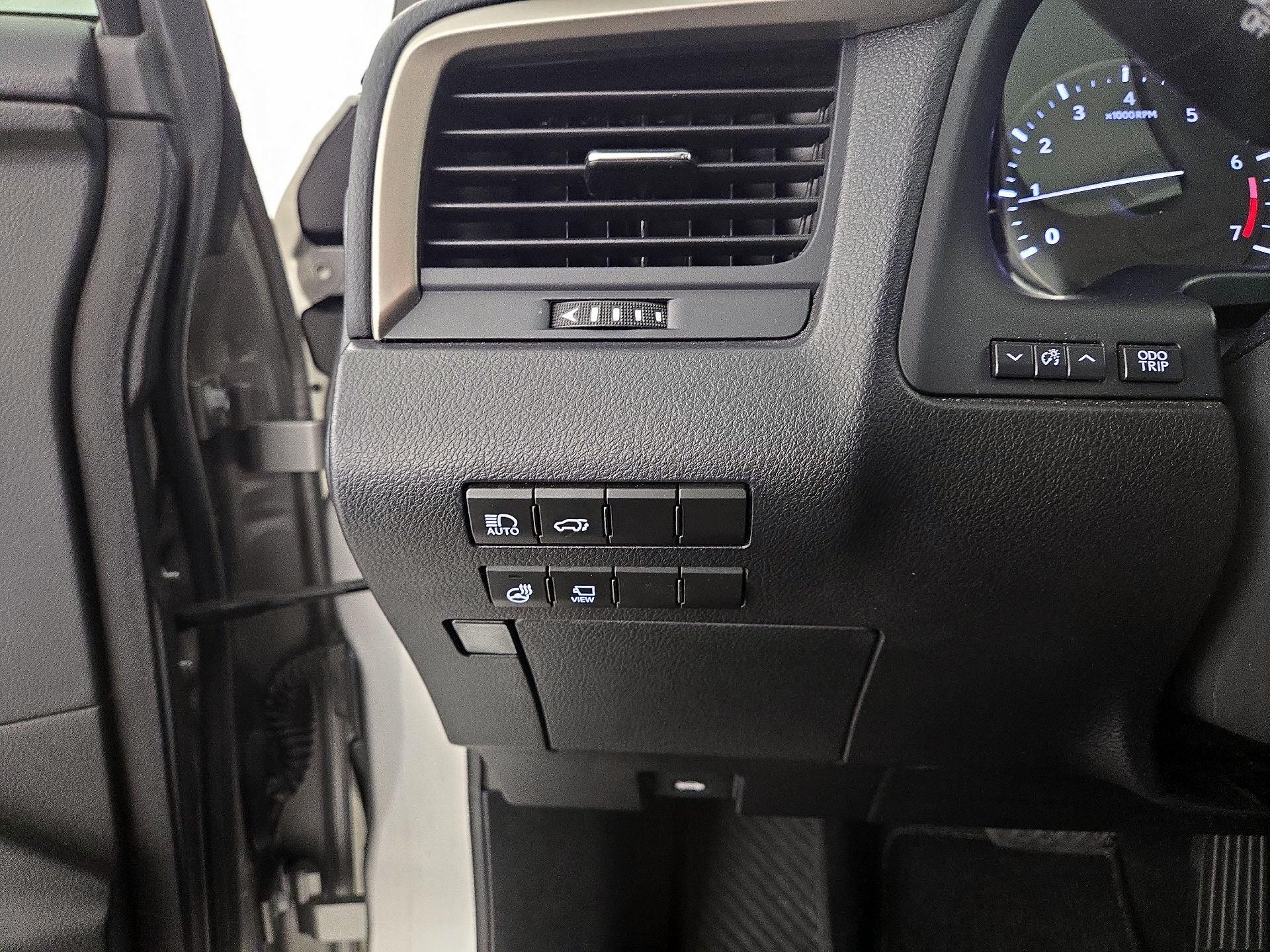 Thumbnail: 2021 Lexus RX - 13