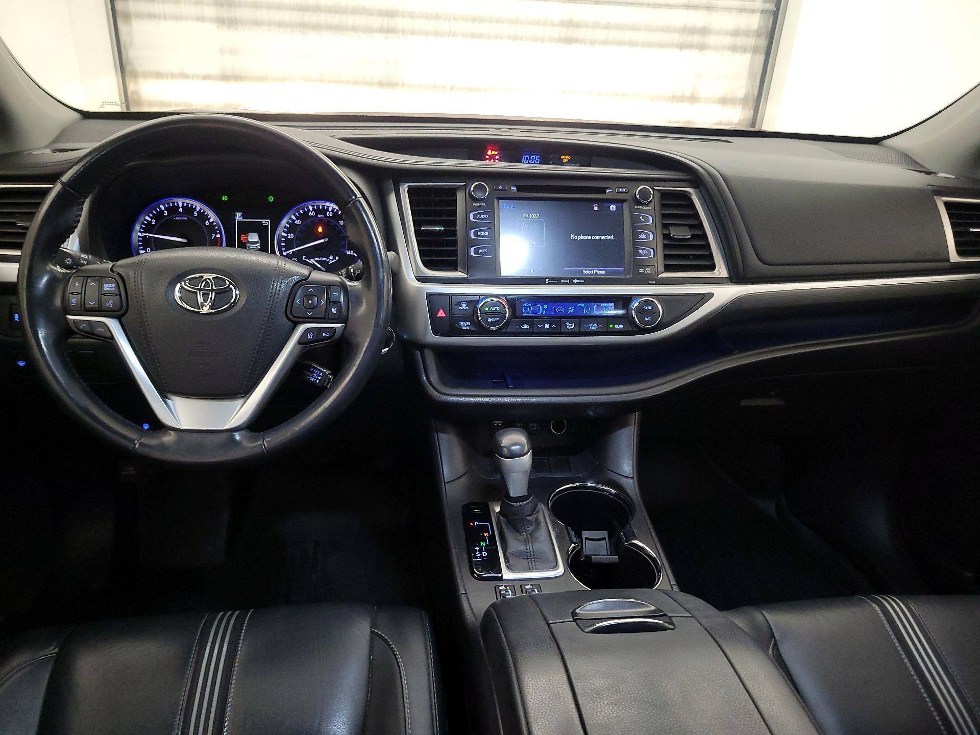 Thumbnail: 2017 Toyota Highlander - 9