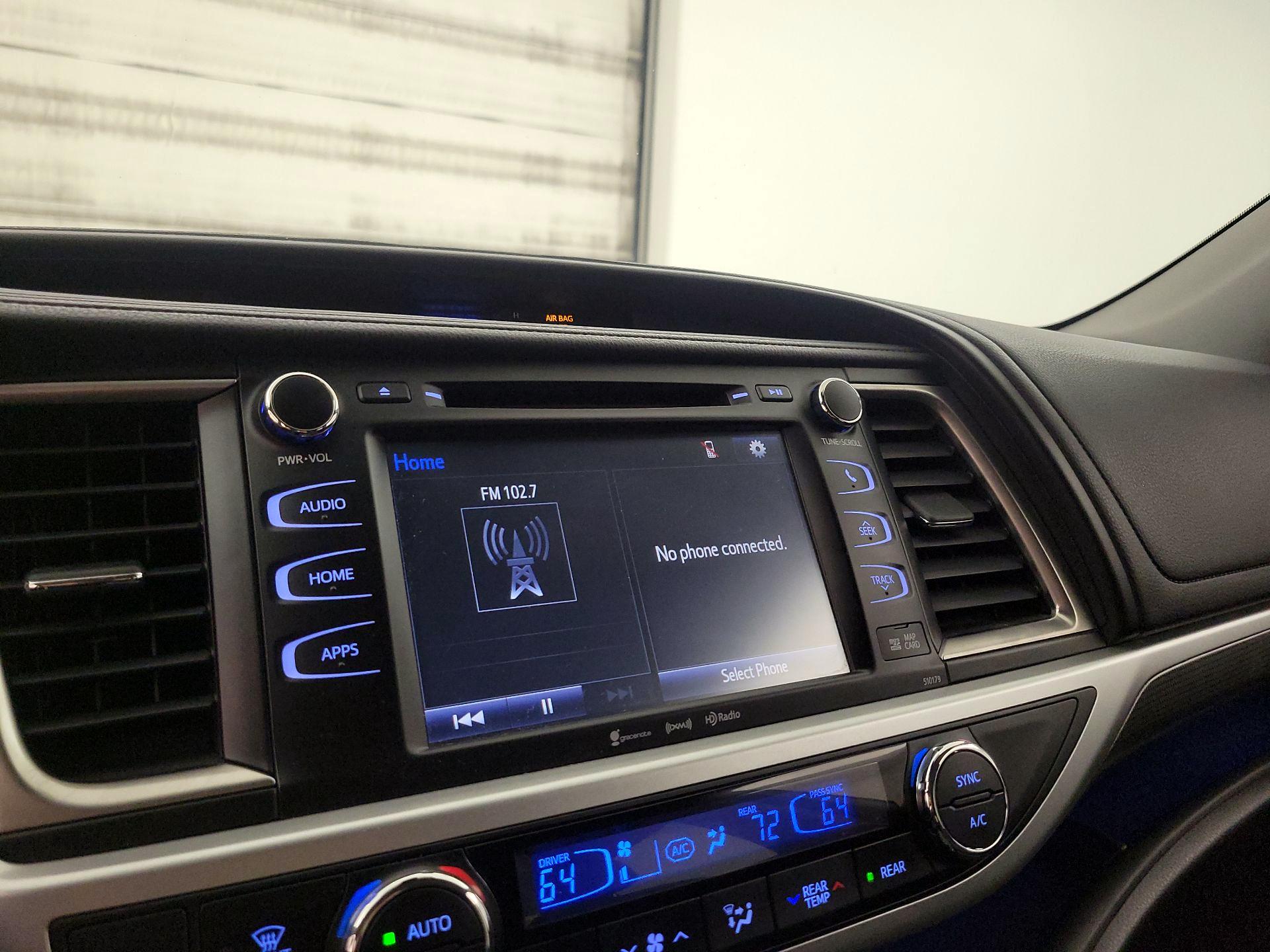 Thumbnail: 2017 Toyota Highlander - 15