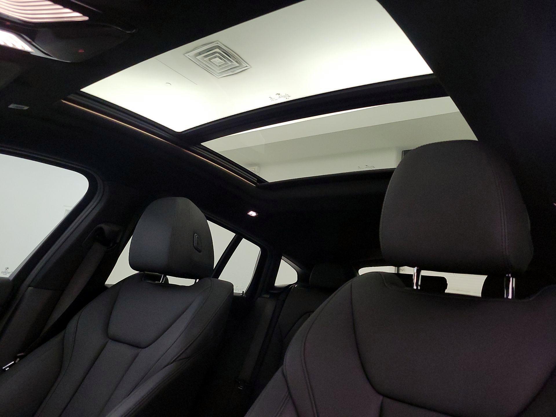 Thumbnail: 2019 BMW X4 - 20