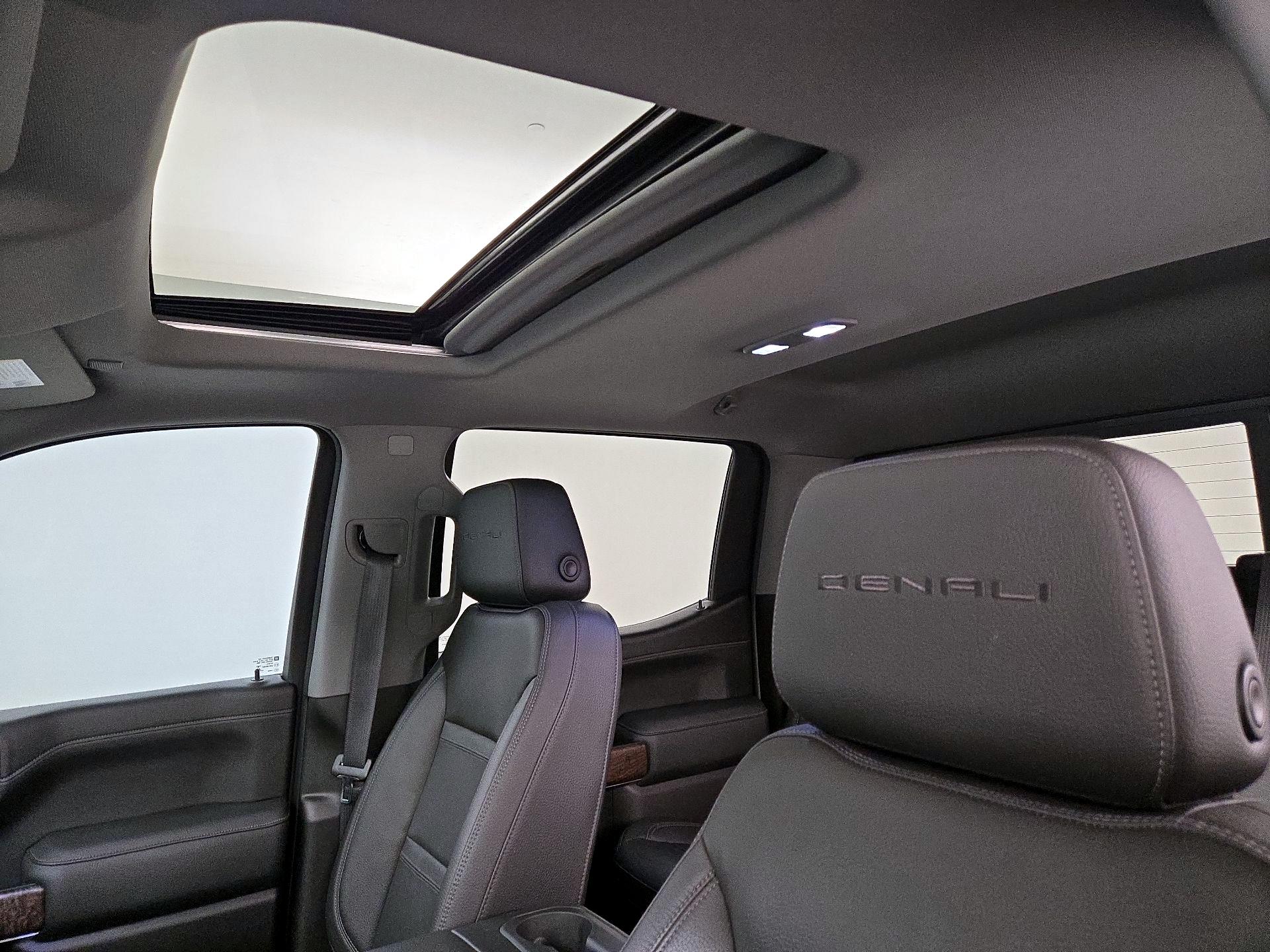 Thumbnail: 2021 GMC Sierra 1500 - 19