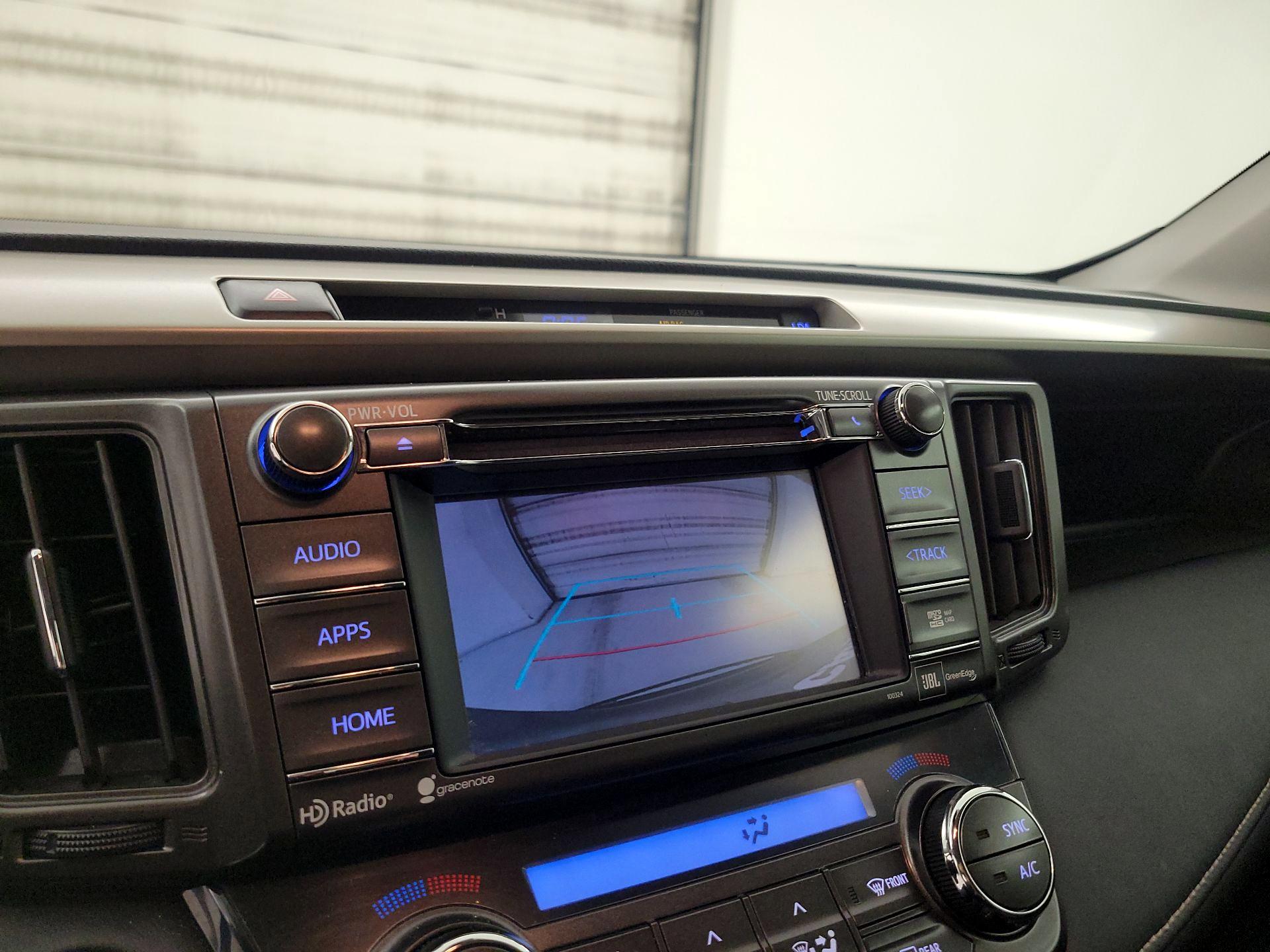 Thumbnail: 2015 Toyota RAV4 - 14