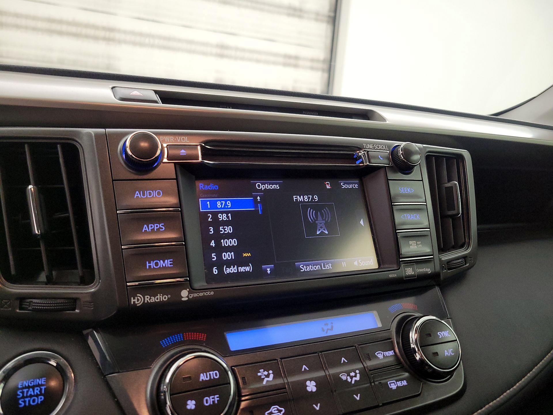 Thumbnail: 2015 Toyota RAV4 - 15