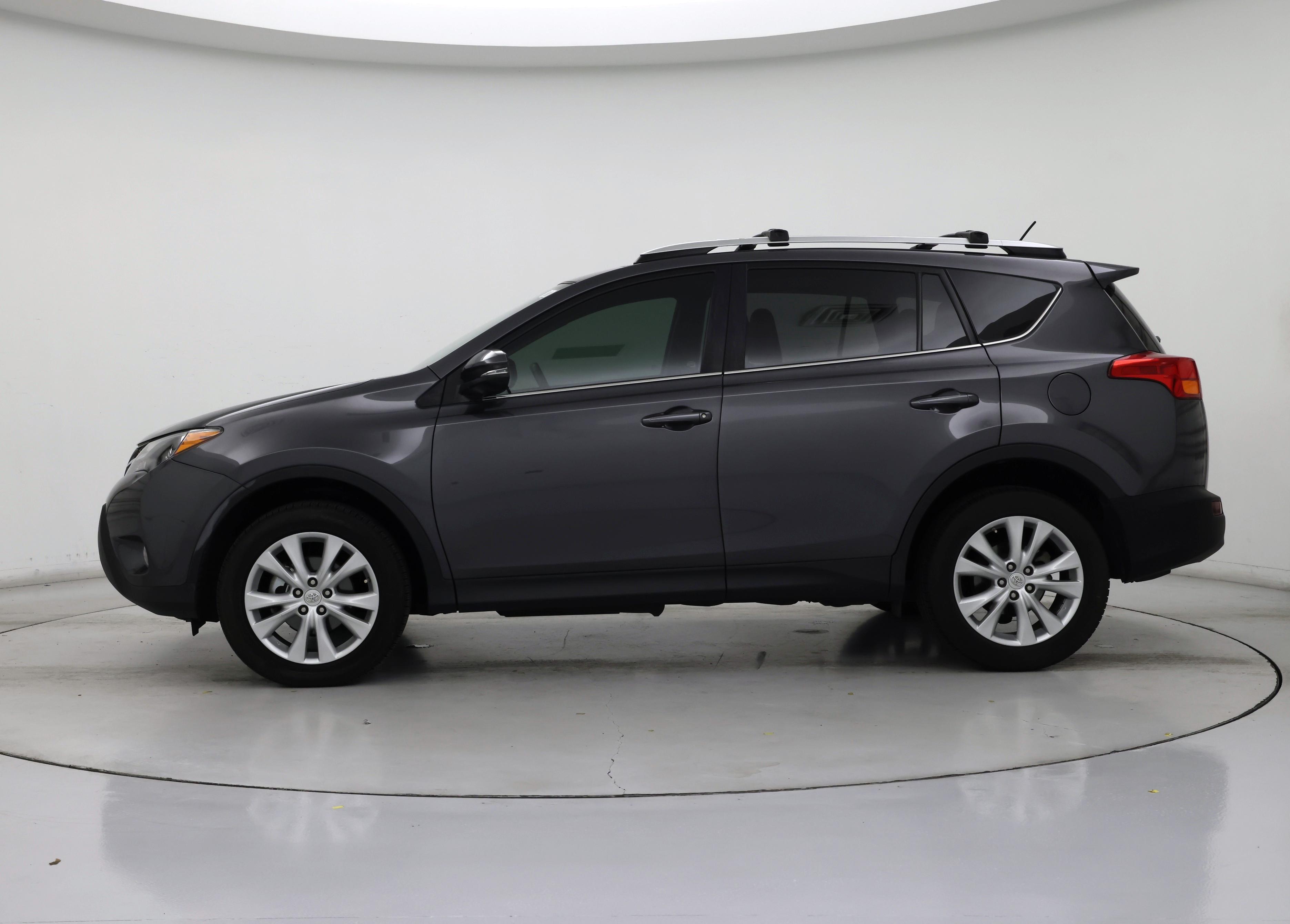 Thumbnail: 2015 Toyota RAV4 - 3