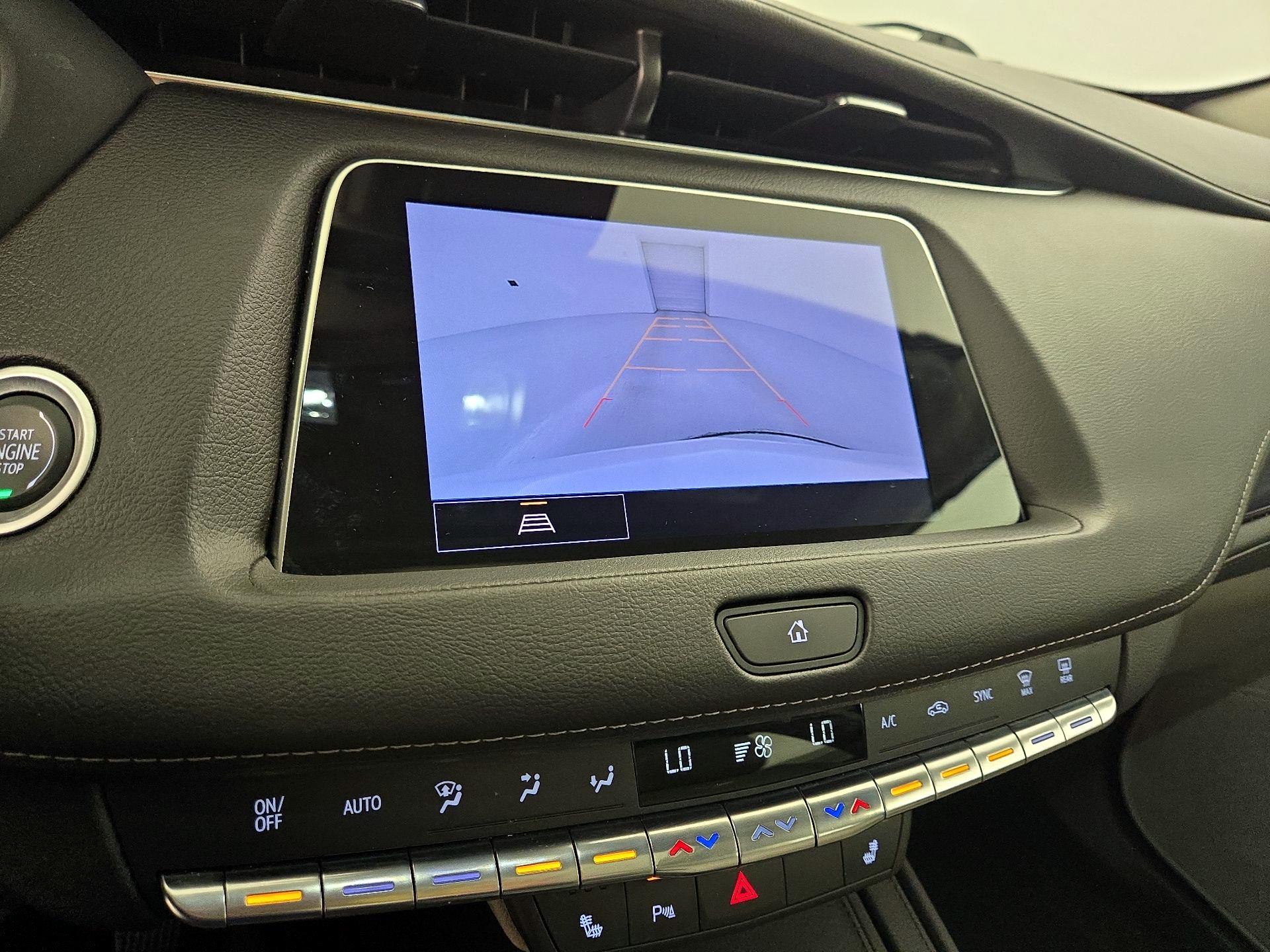 Thumbnail: 2023 Cadillac XT4 - 14