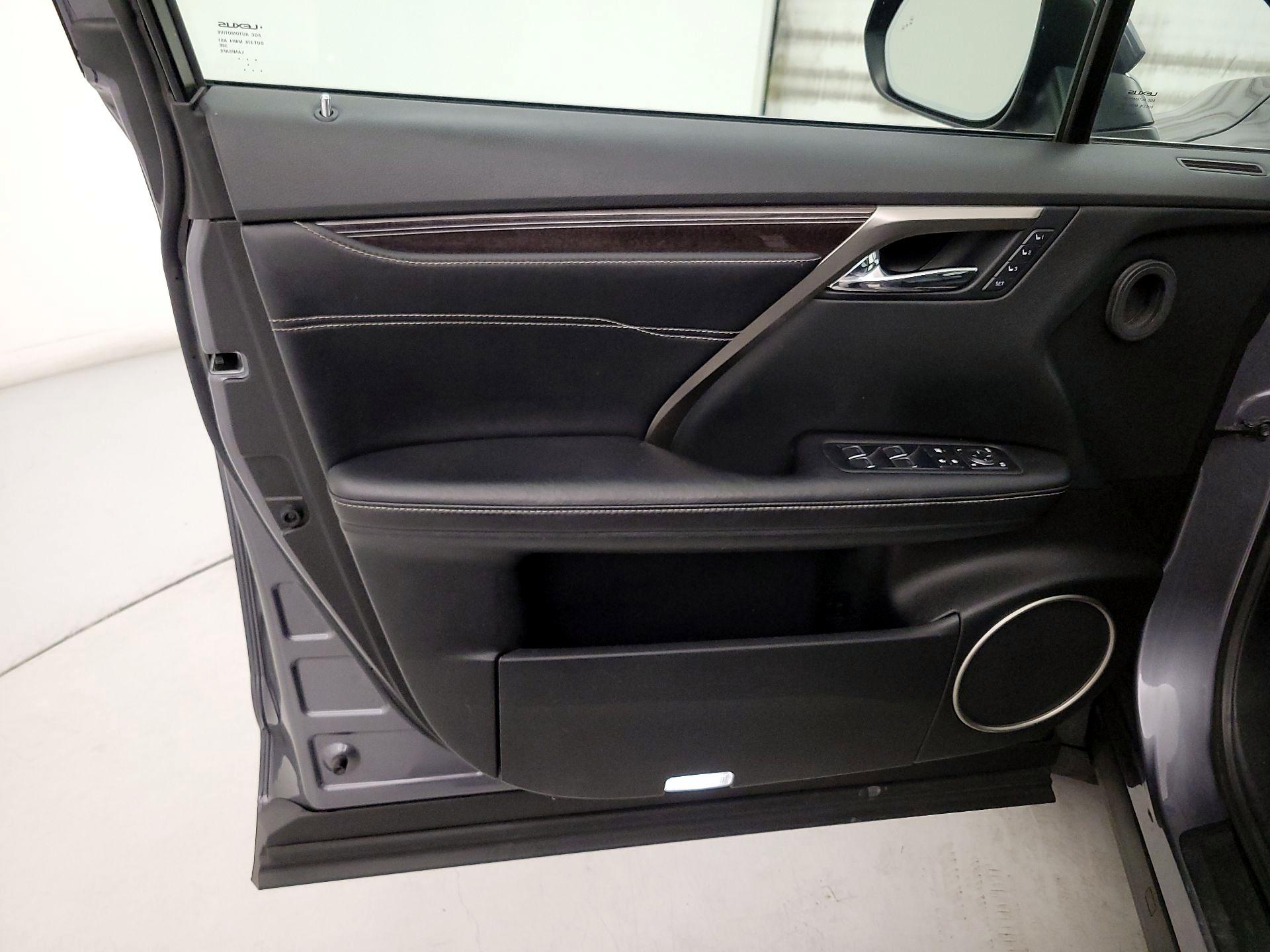 Thumbnail: 2017 Lexus RX - 12