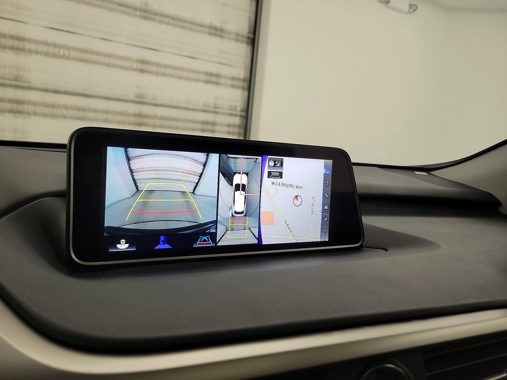 Thumbnail: 2017 Lexus RX - 15