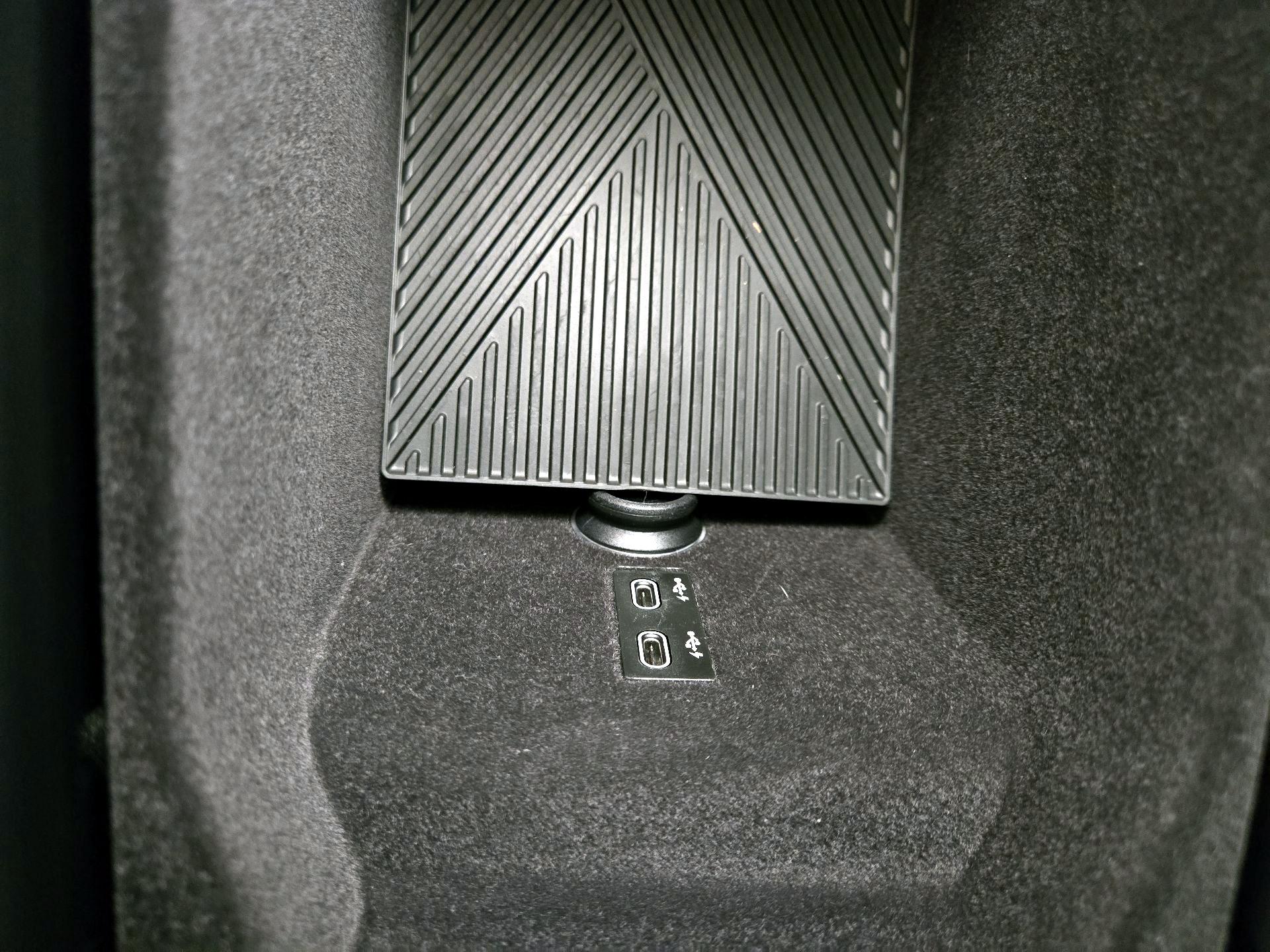 Thumbnail: 2024 BMW 7 Series - 19