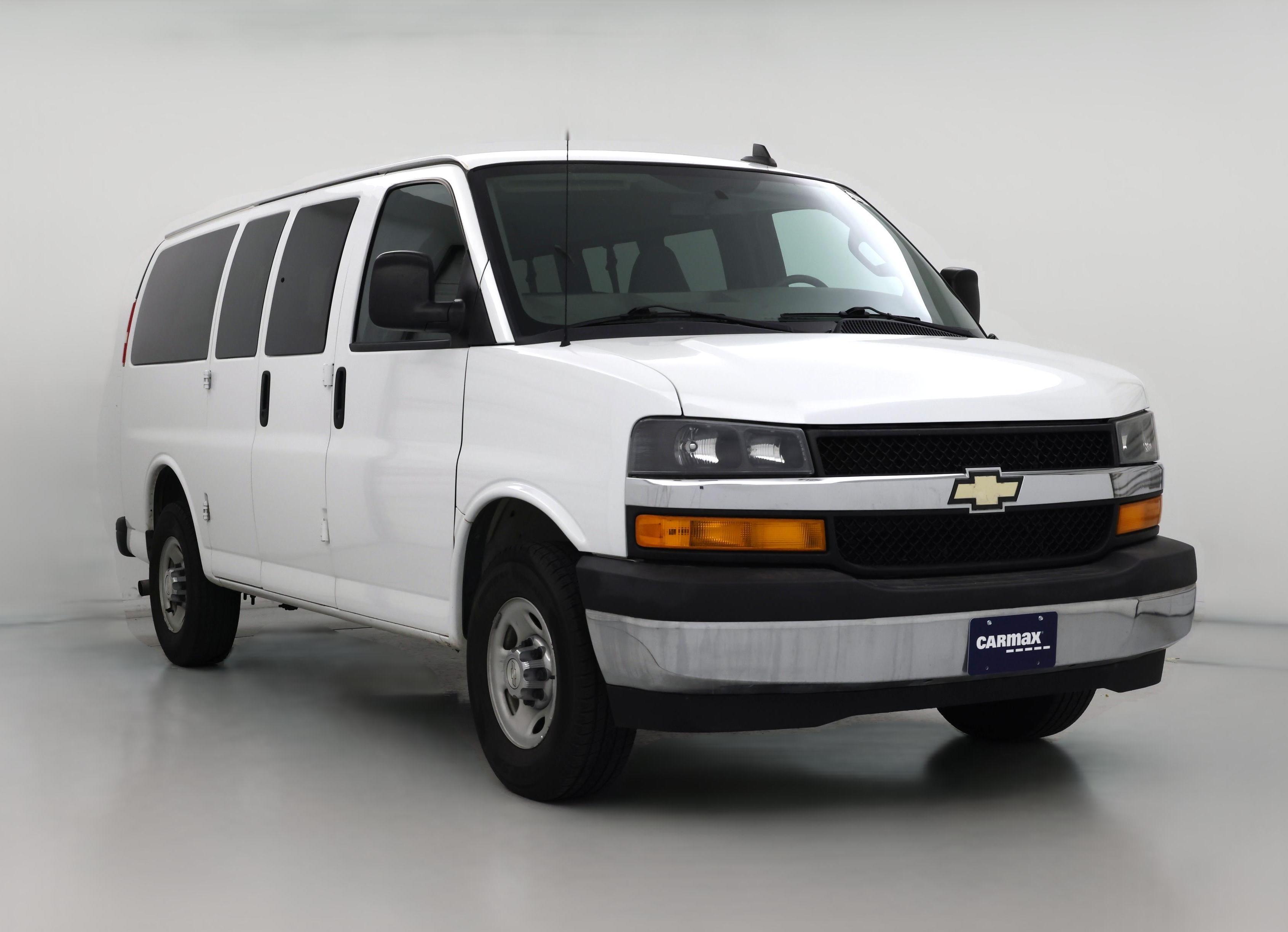 Thumbnail: 2017 Chevrolet Express - 1