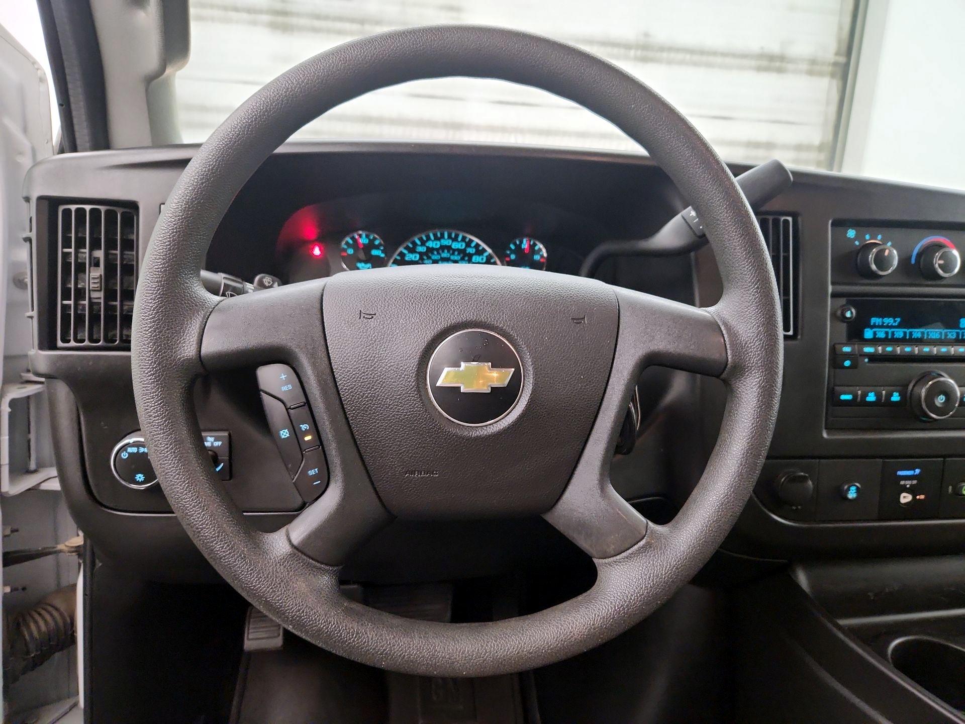 Thumbnail: 2017 Chevrolet Express - 10