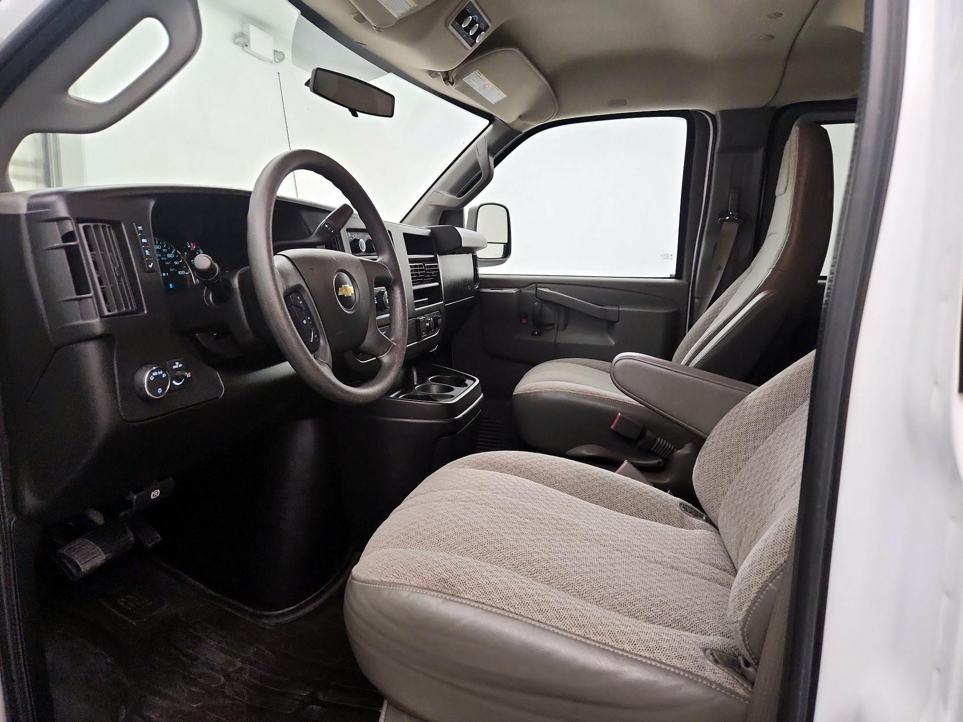 Thumbnail: 2017 Chevrolet Express - 11