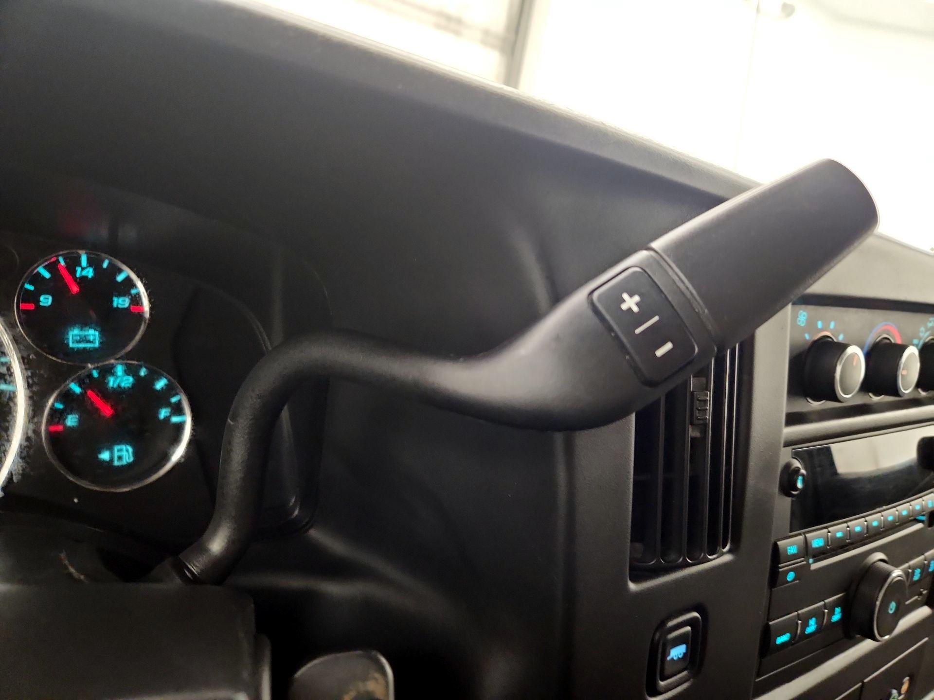 Thumbnail: 2017 Chevrolet Express - 16