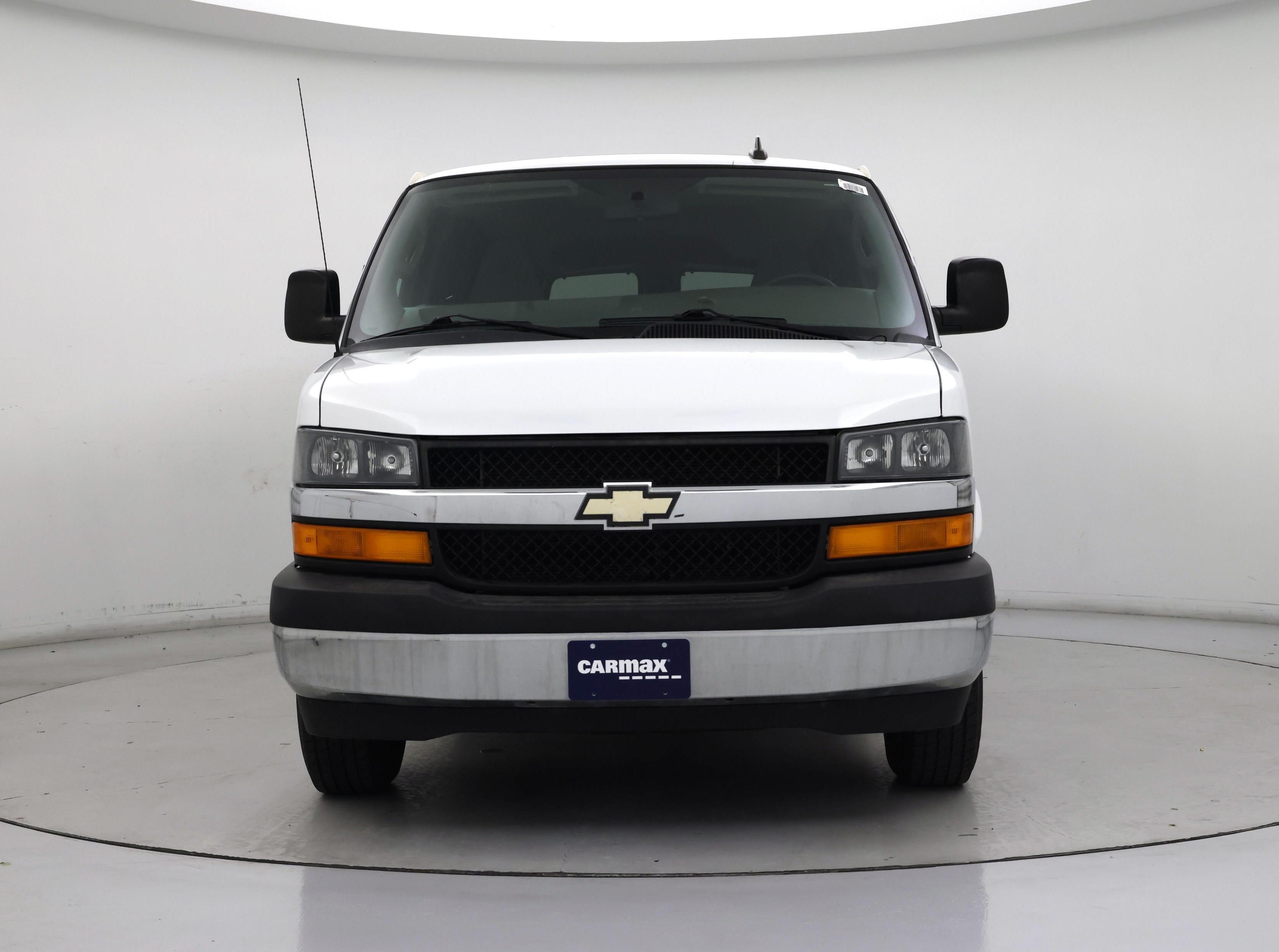 Thumbnail: 2017 Chevrolet Express - 5