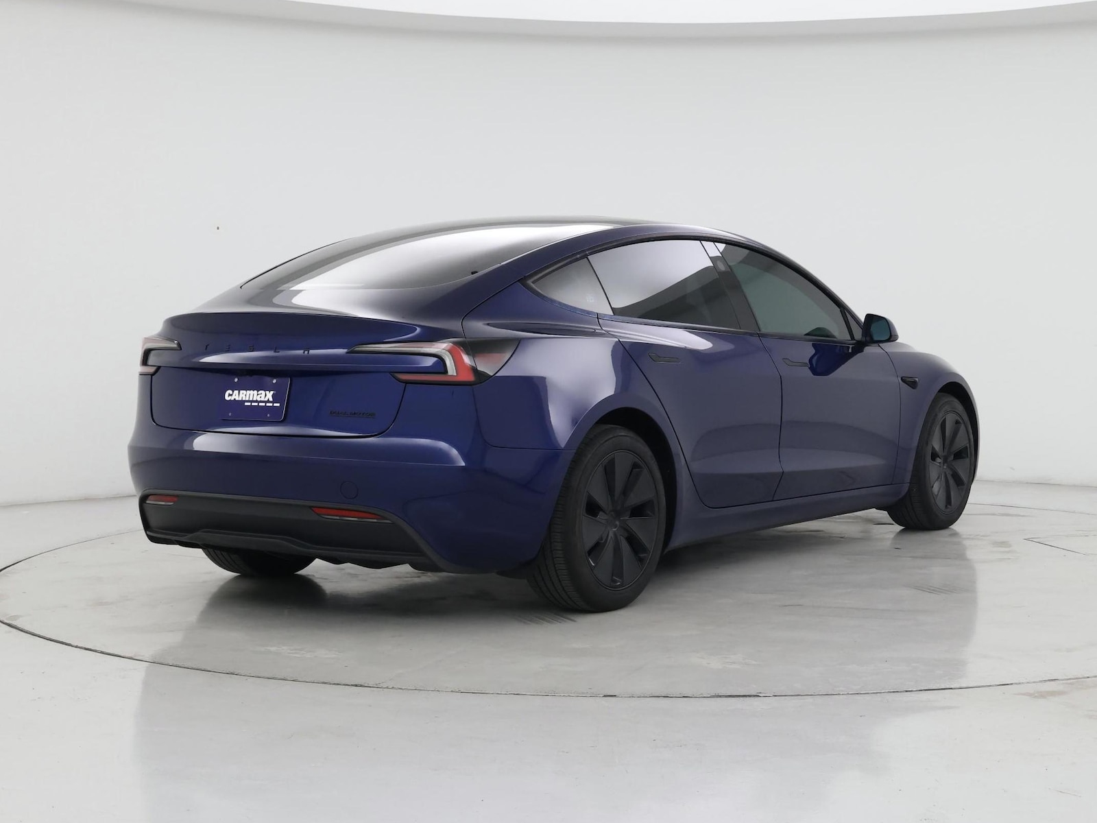 2025 Tesla Model 3 Long Range - Photo 9