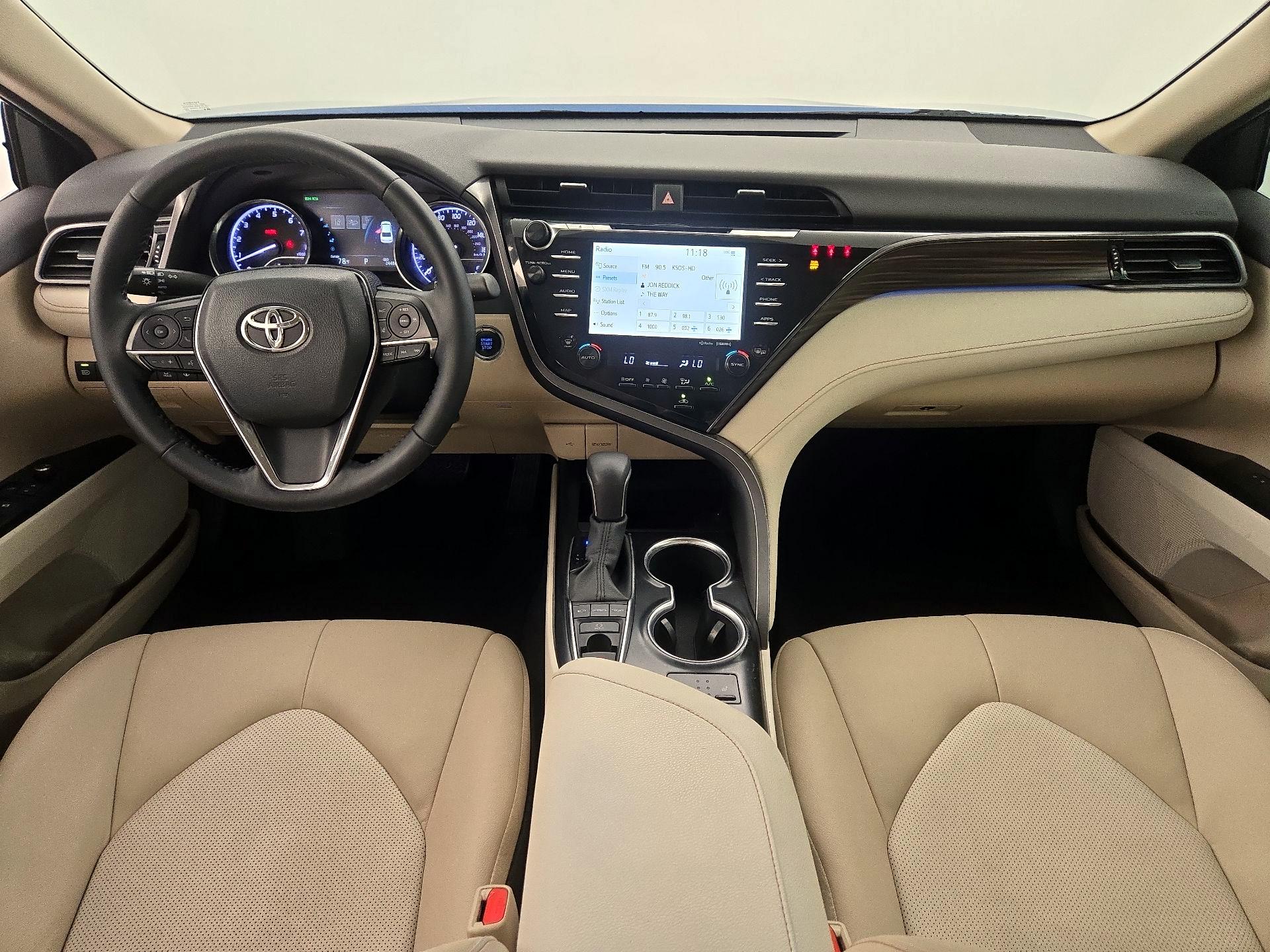 Thumbnail: 2020 Toyota Camry - 9