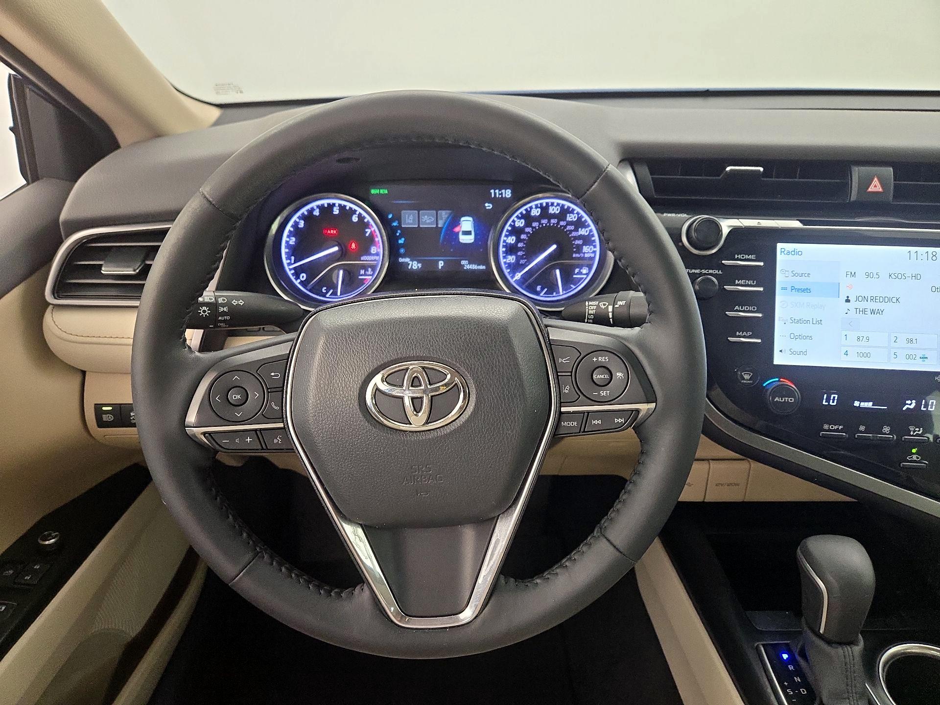 Thumbnail: 2020 Toyota Camry - 10