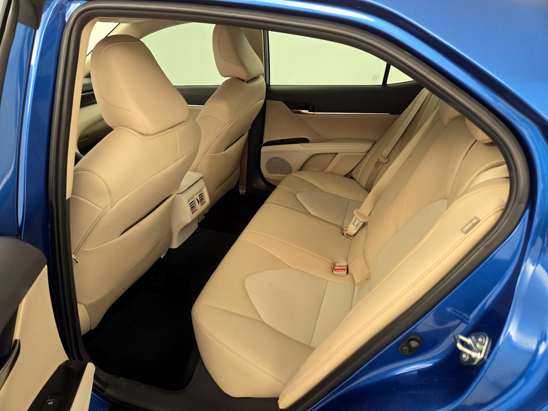 Thumbnail: 2020 Toyota Camry - 19