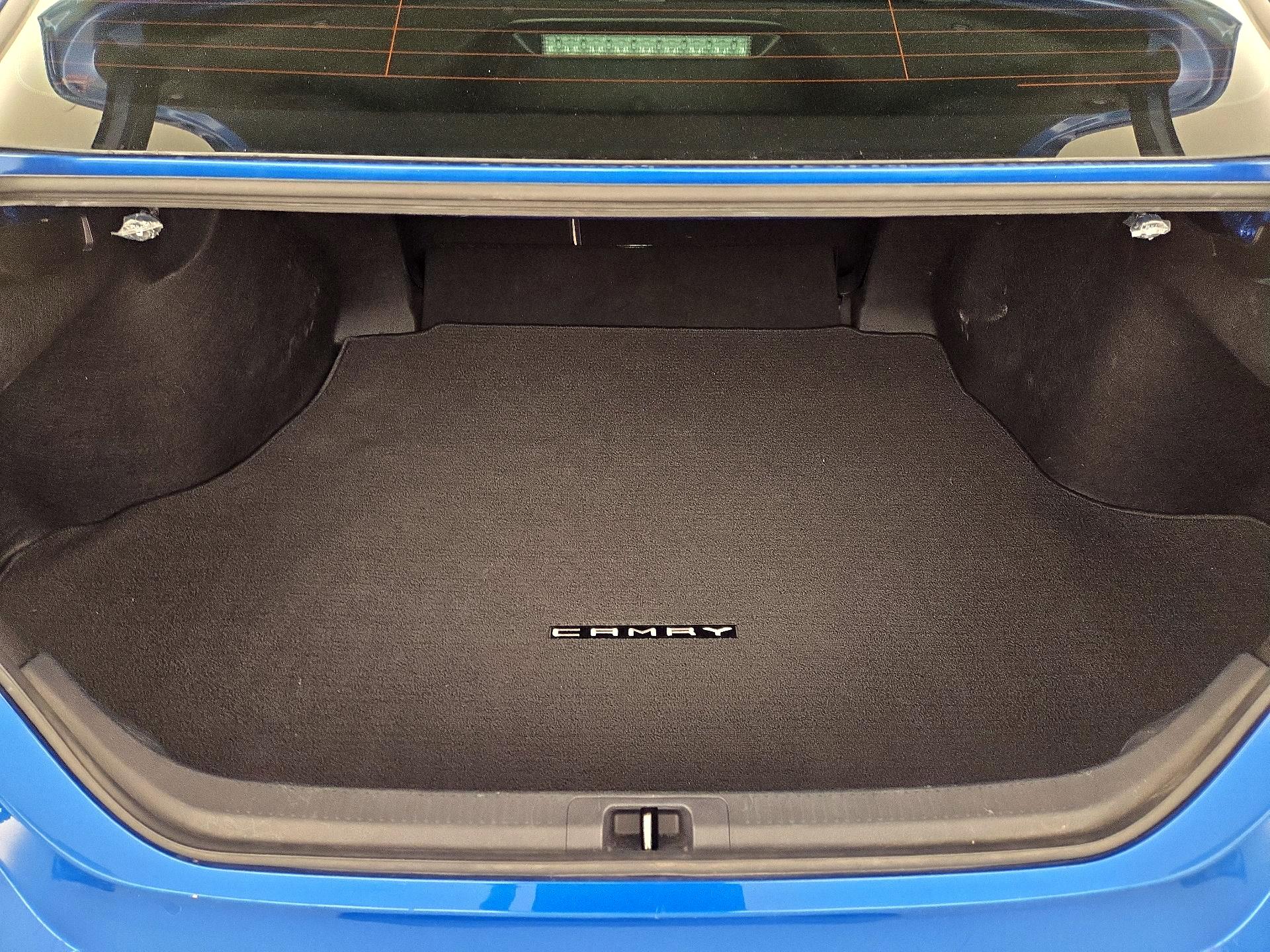 Thumbnail: 2020 Toyota Camry - 20