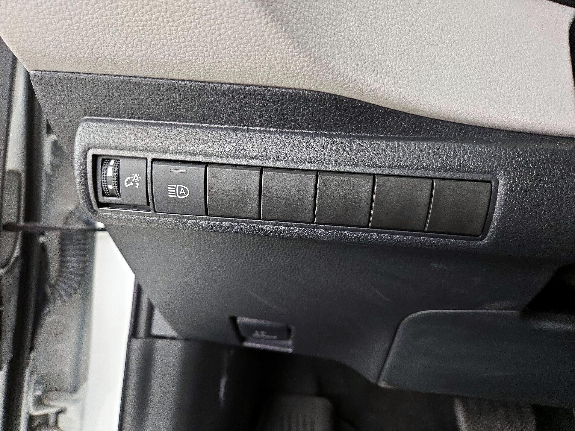 Thumbnail: 2020 Toyota Corolla - 13