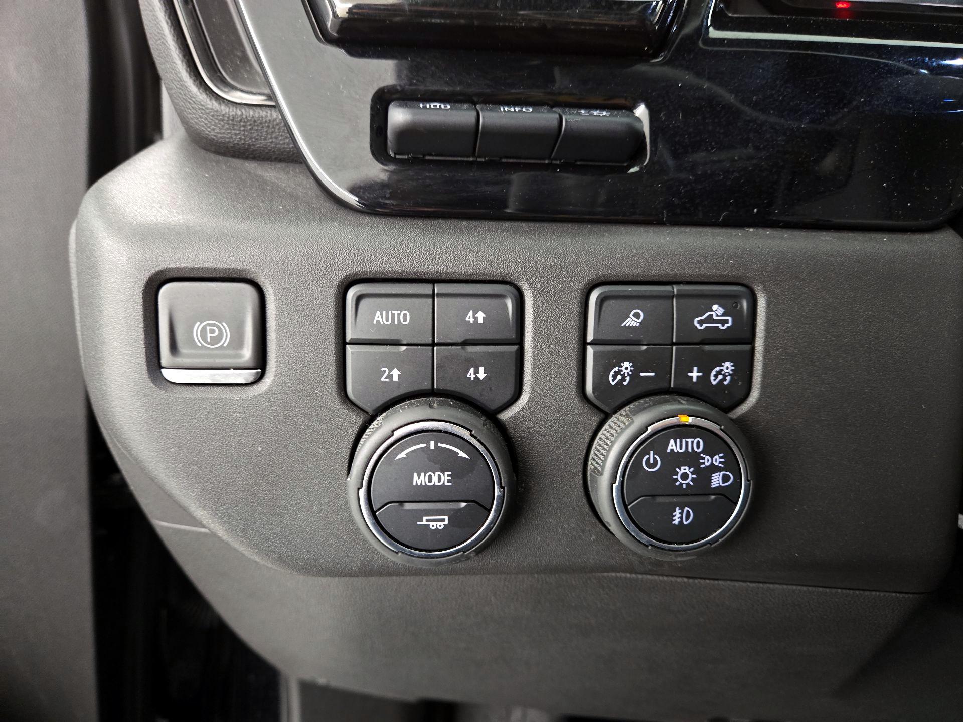 Thumbnail: 2023 Chevrolet Silverado 1500 - 13