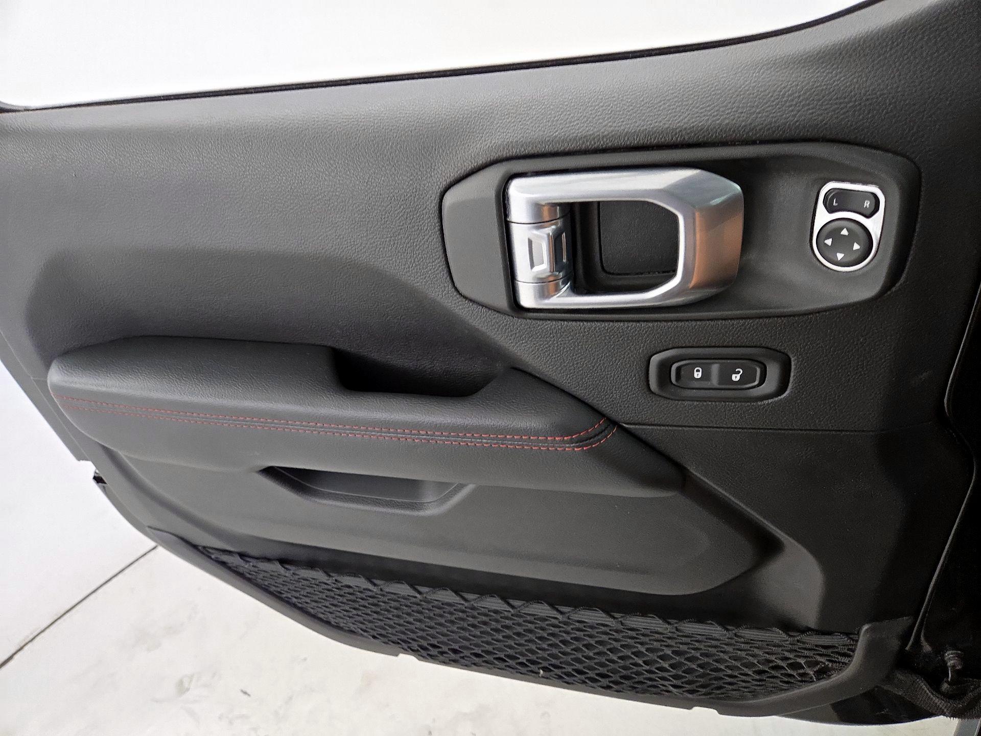 Thumbnail: 2022 Jeep Gladiator - 12