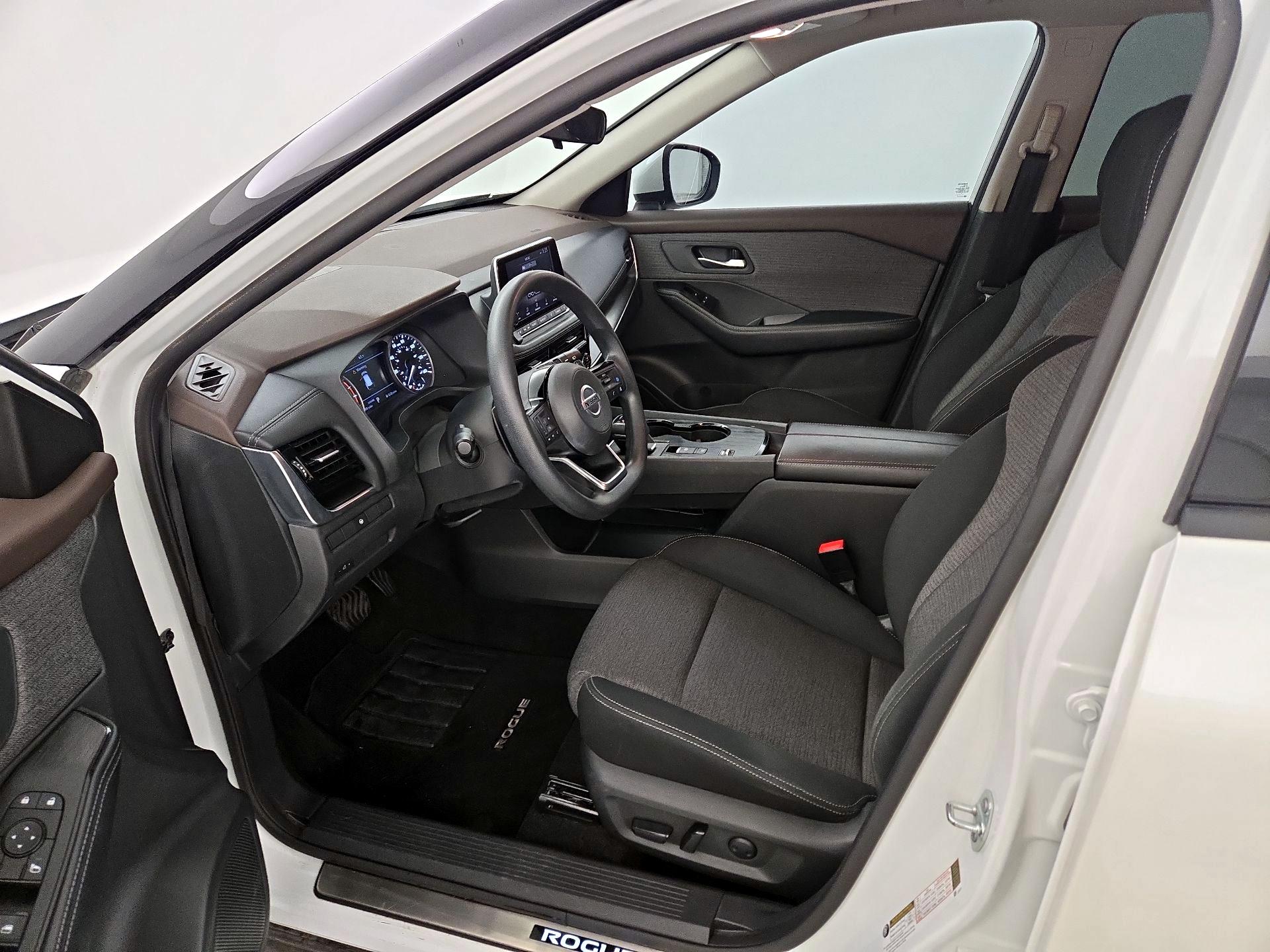 Thumbnail: 2021 Nissan Rogue - 11