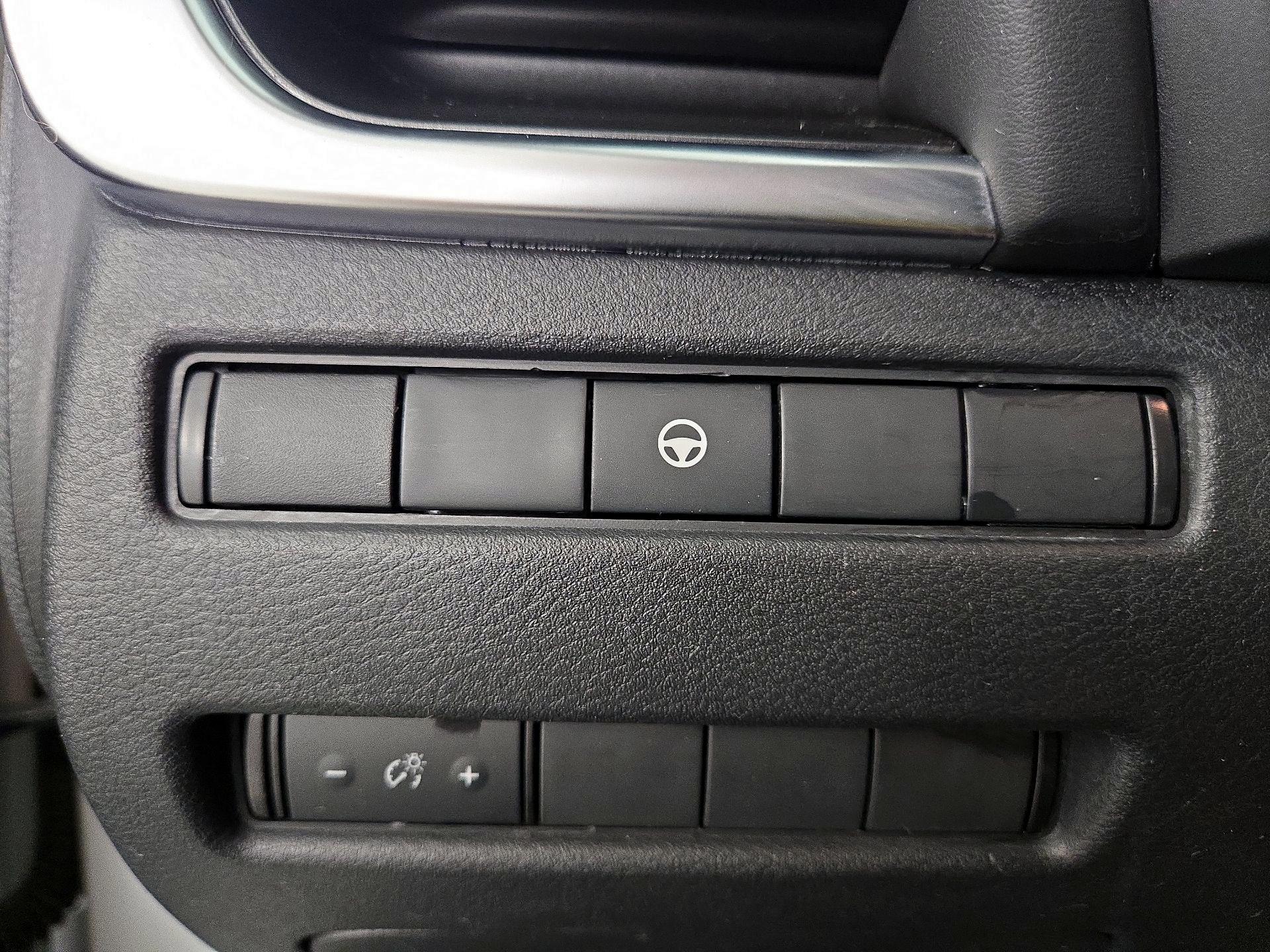 Thumbnail: 2021 Nissan Rogue - 13