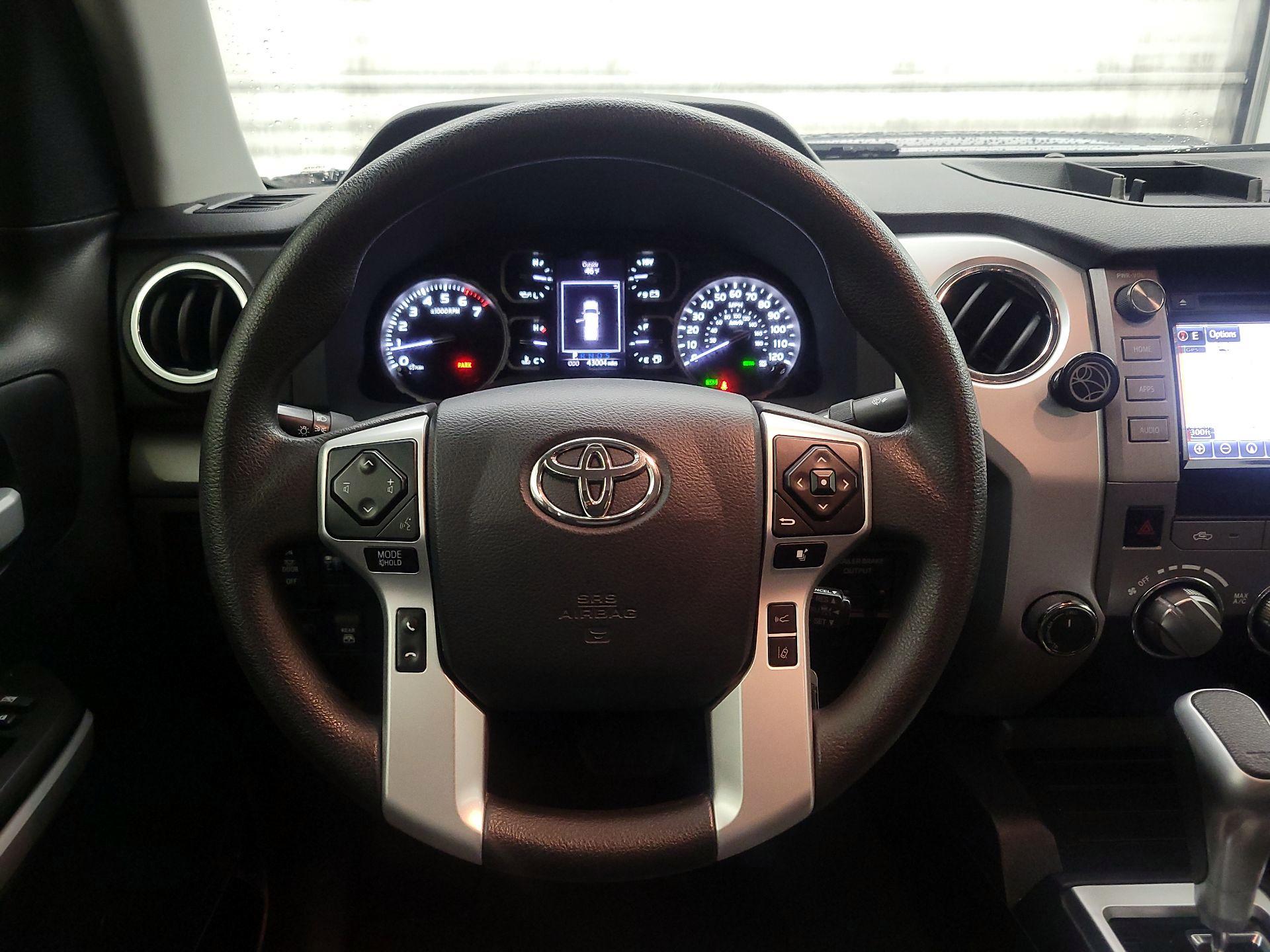 Thumbnail: 2019 Toyota Tundra - 10