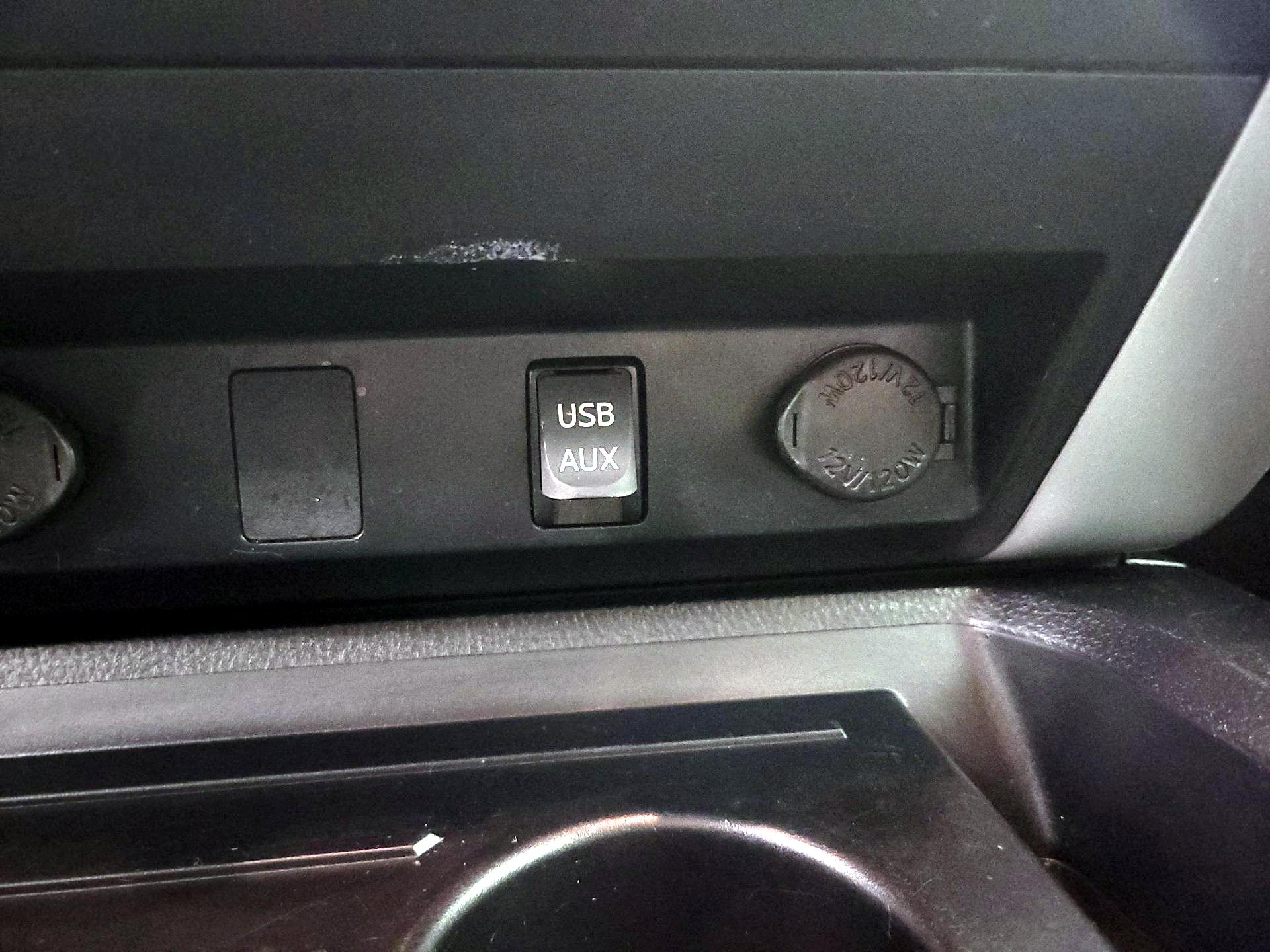 Thumbnail: 2019 Toyota Tundra - 19