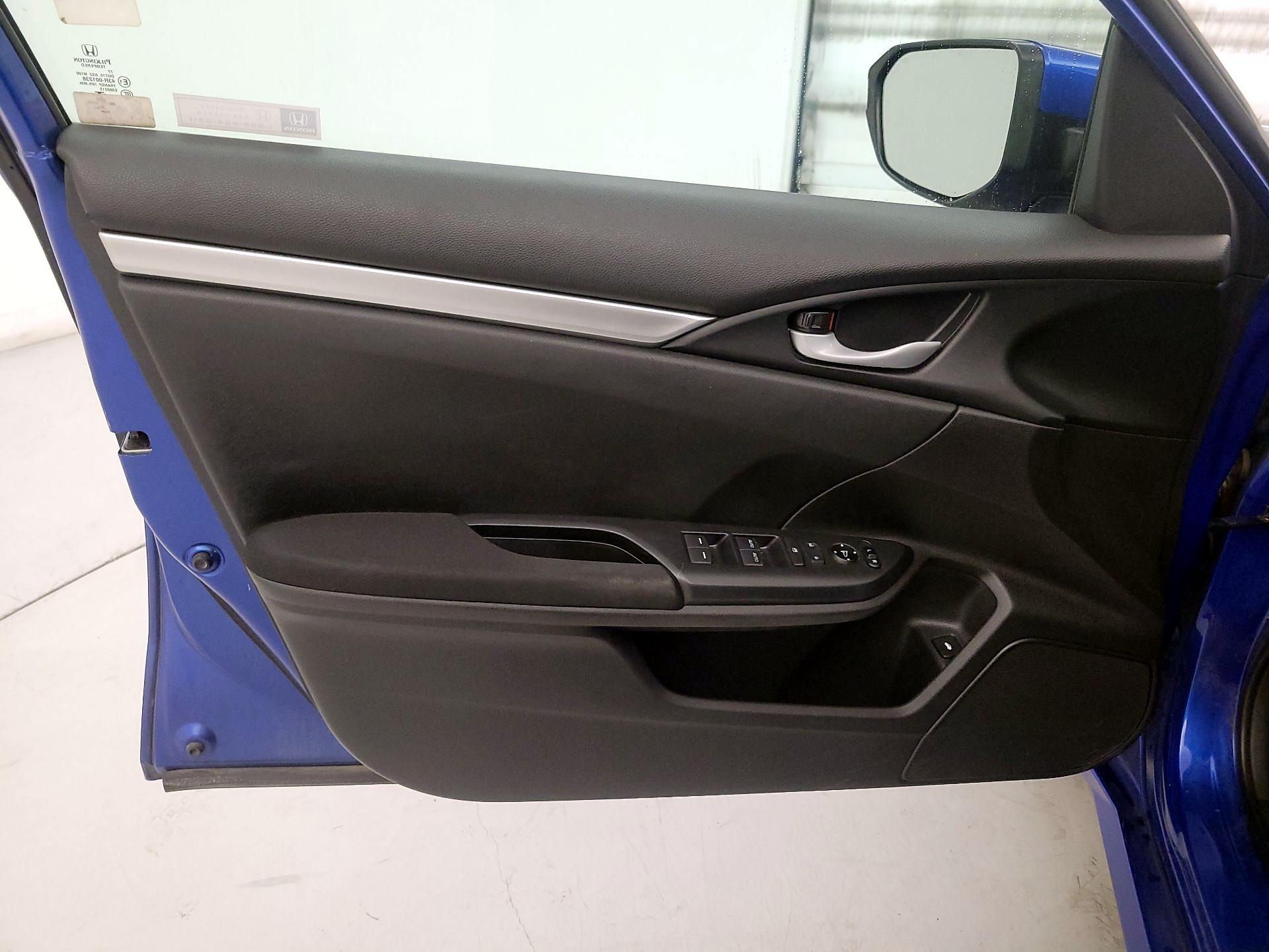 Thumbnail: 2018 Honda Civic - 12