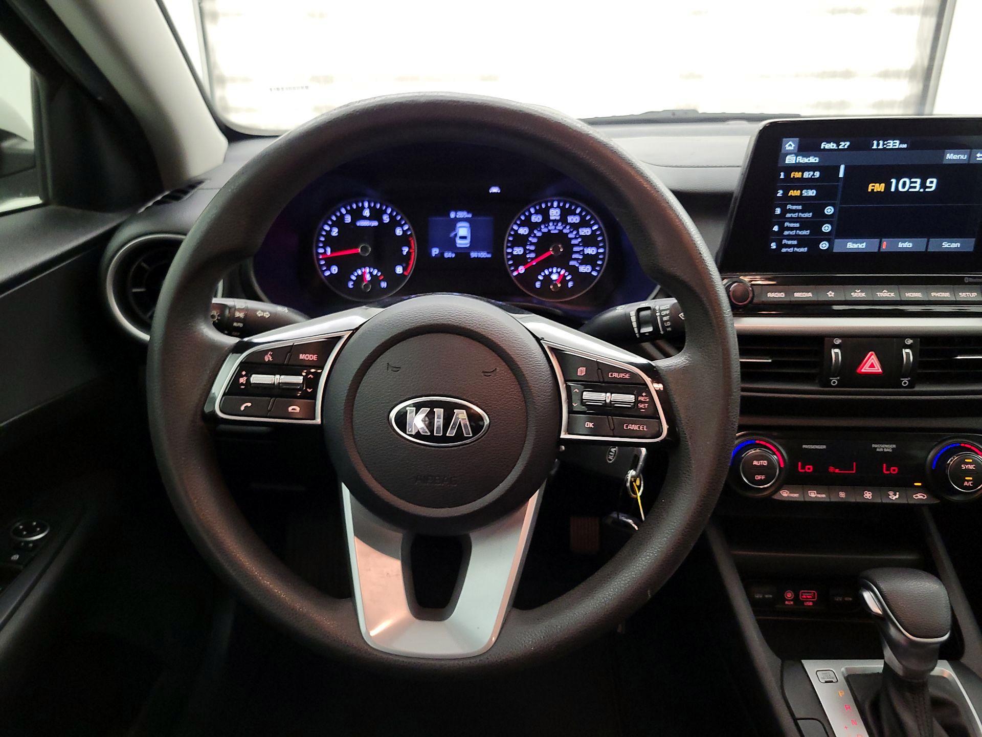 Thumbnail: 2019 Kia Forte - 10