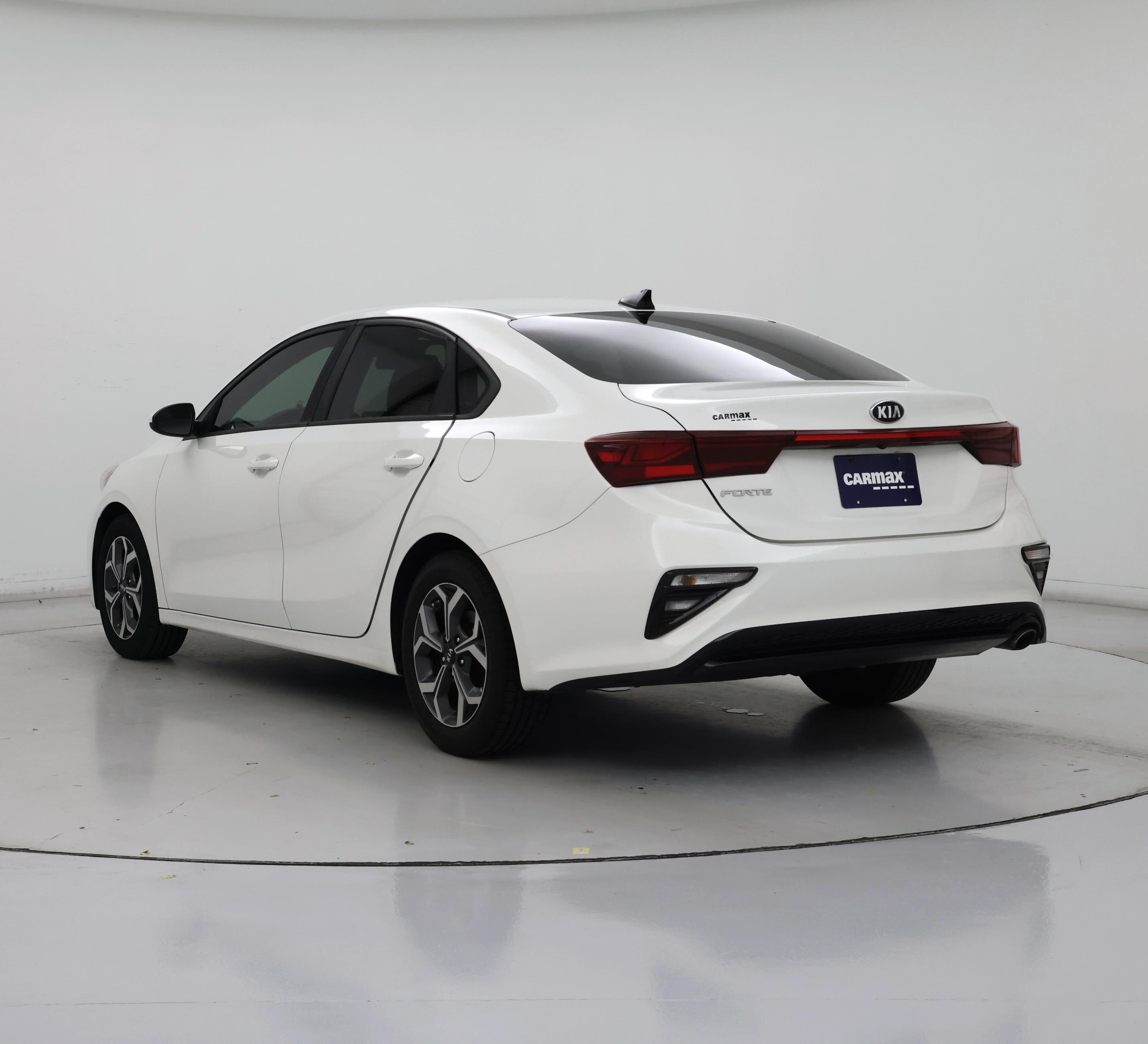 Thumbnail: 2019 Kia Forte - 2