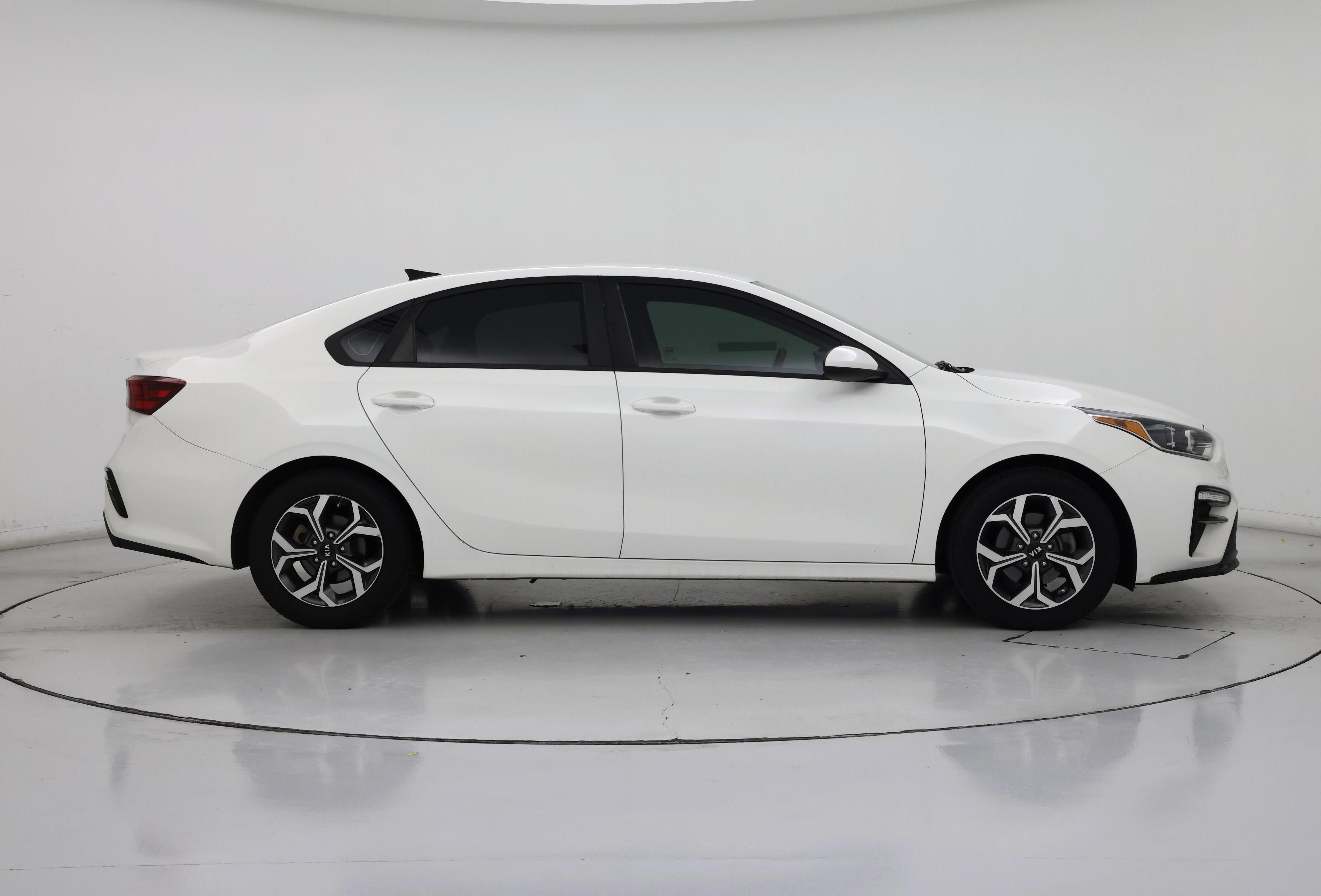 Thumbnail: 2019 Kia Forte - 7