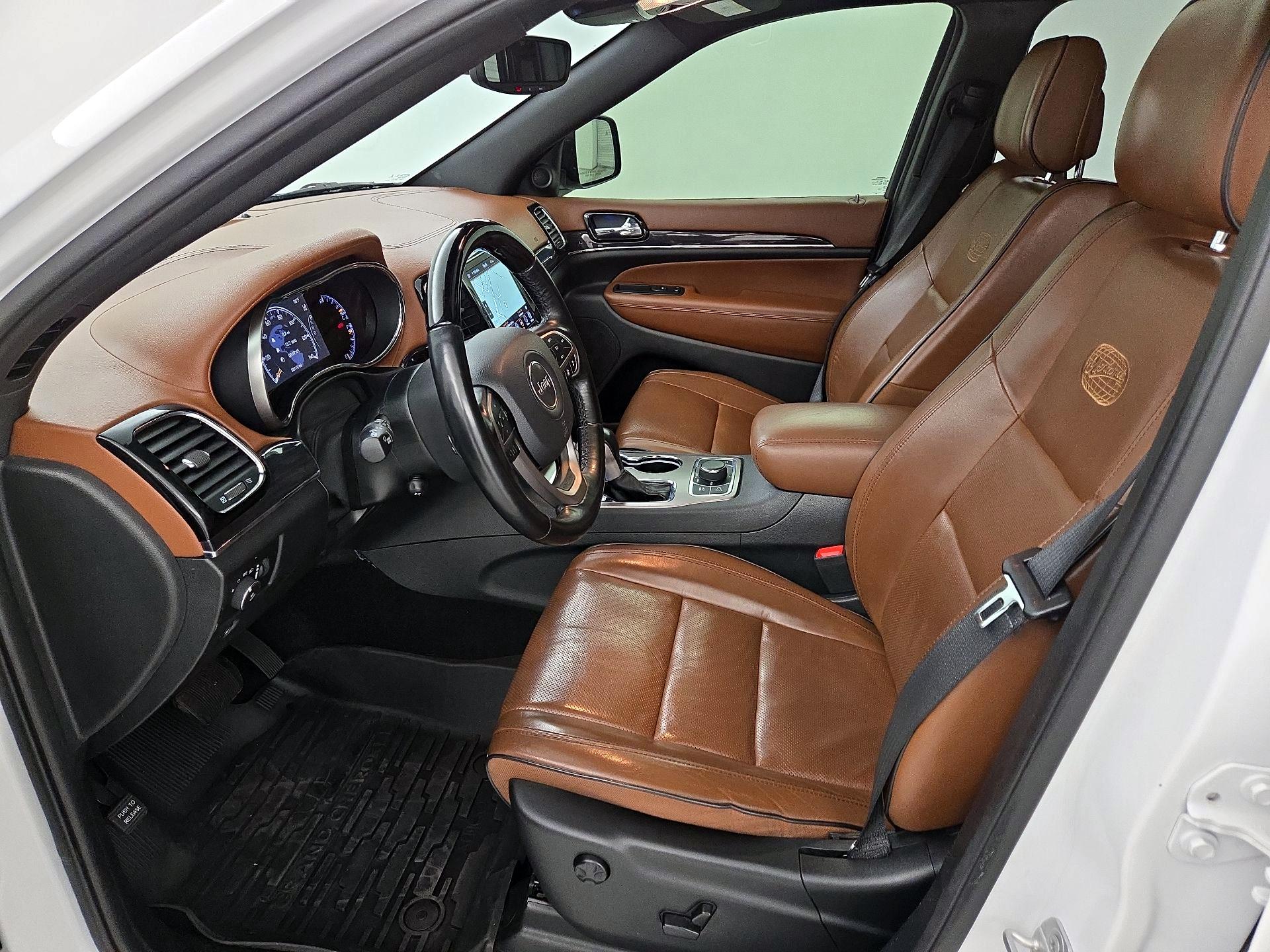 Thumbnail: 2021 Jeep Grand Cherokee - 11