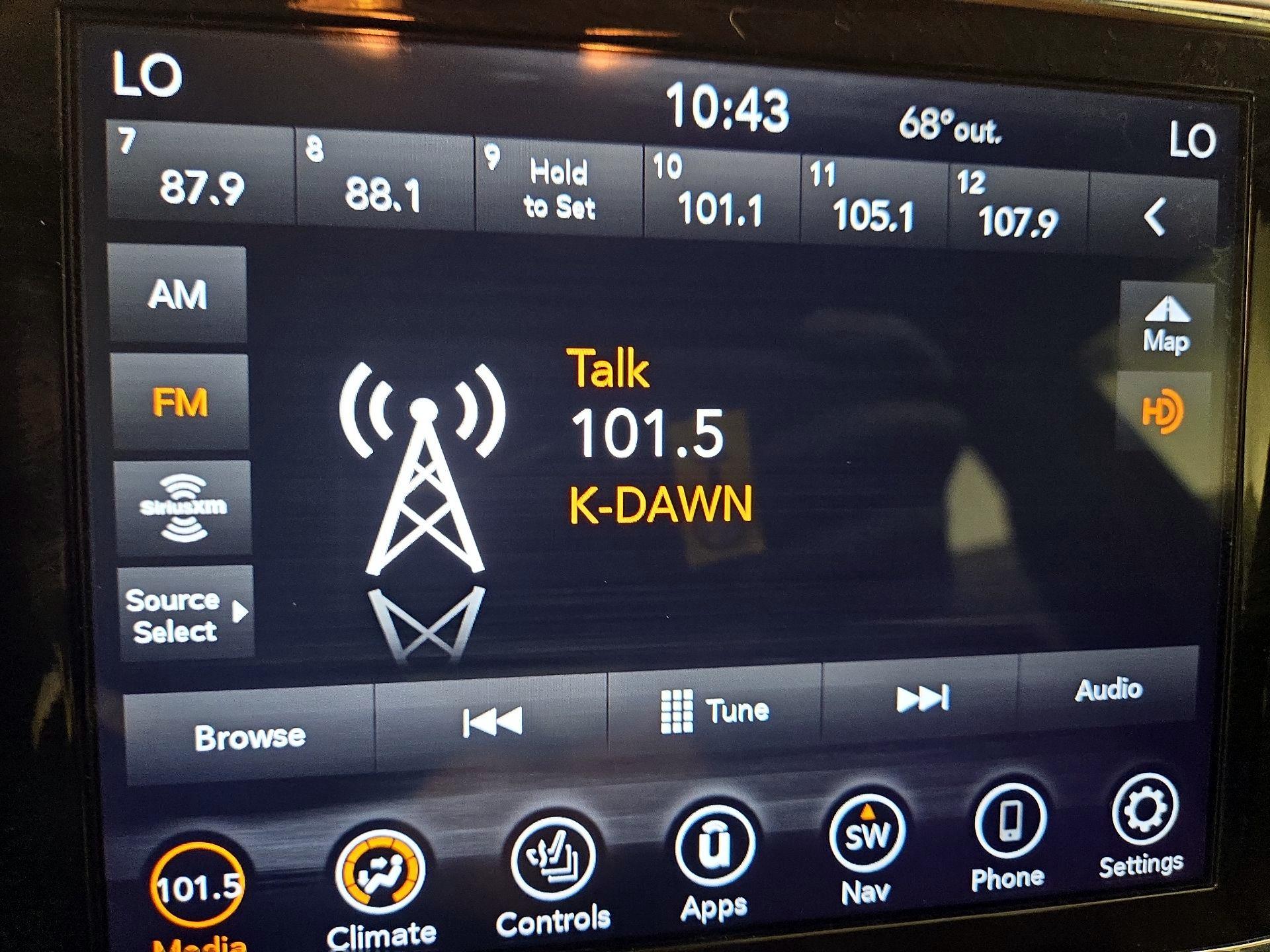 Thumbnail: 2021 Jeep Grand Cherokee - 16