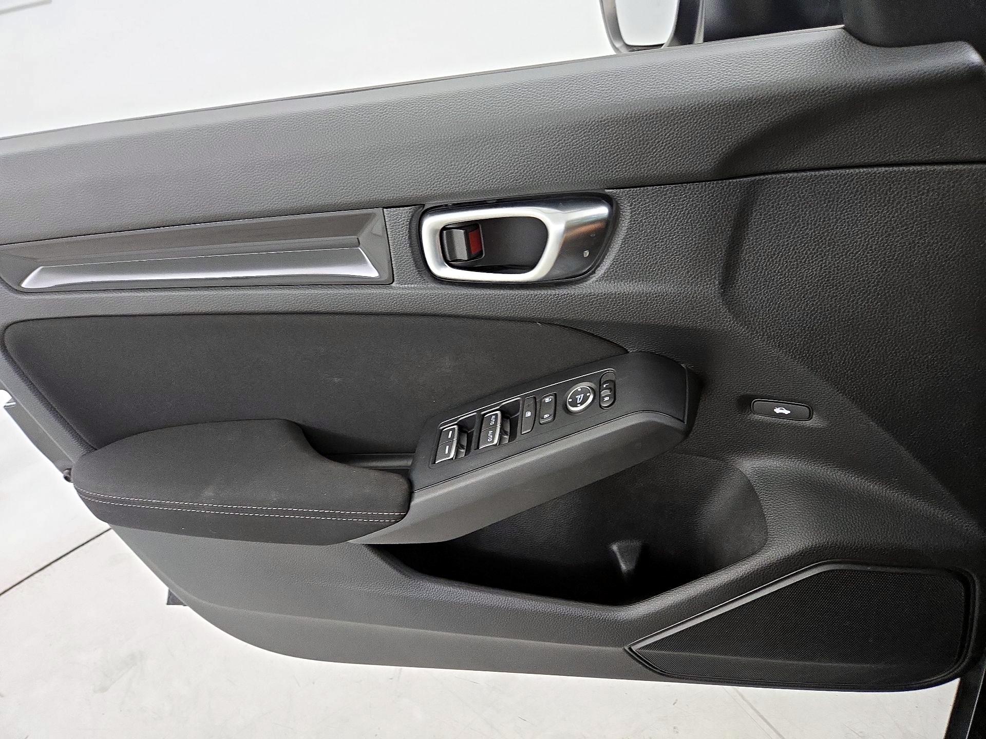 Thumbnail: 2024 Honda Civic - 12