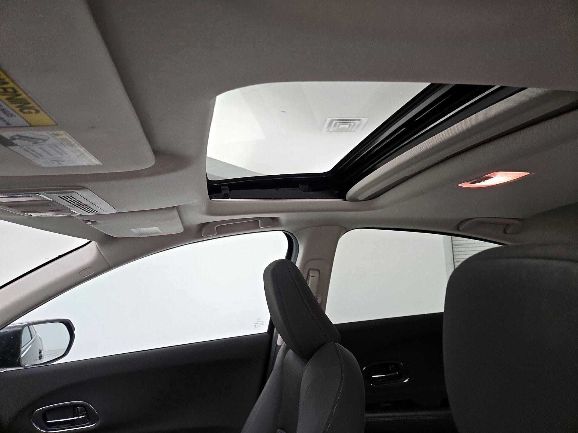 Thumbnail: 2021 Honda HR-V - 19