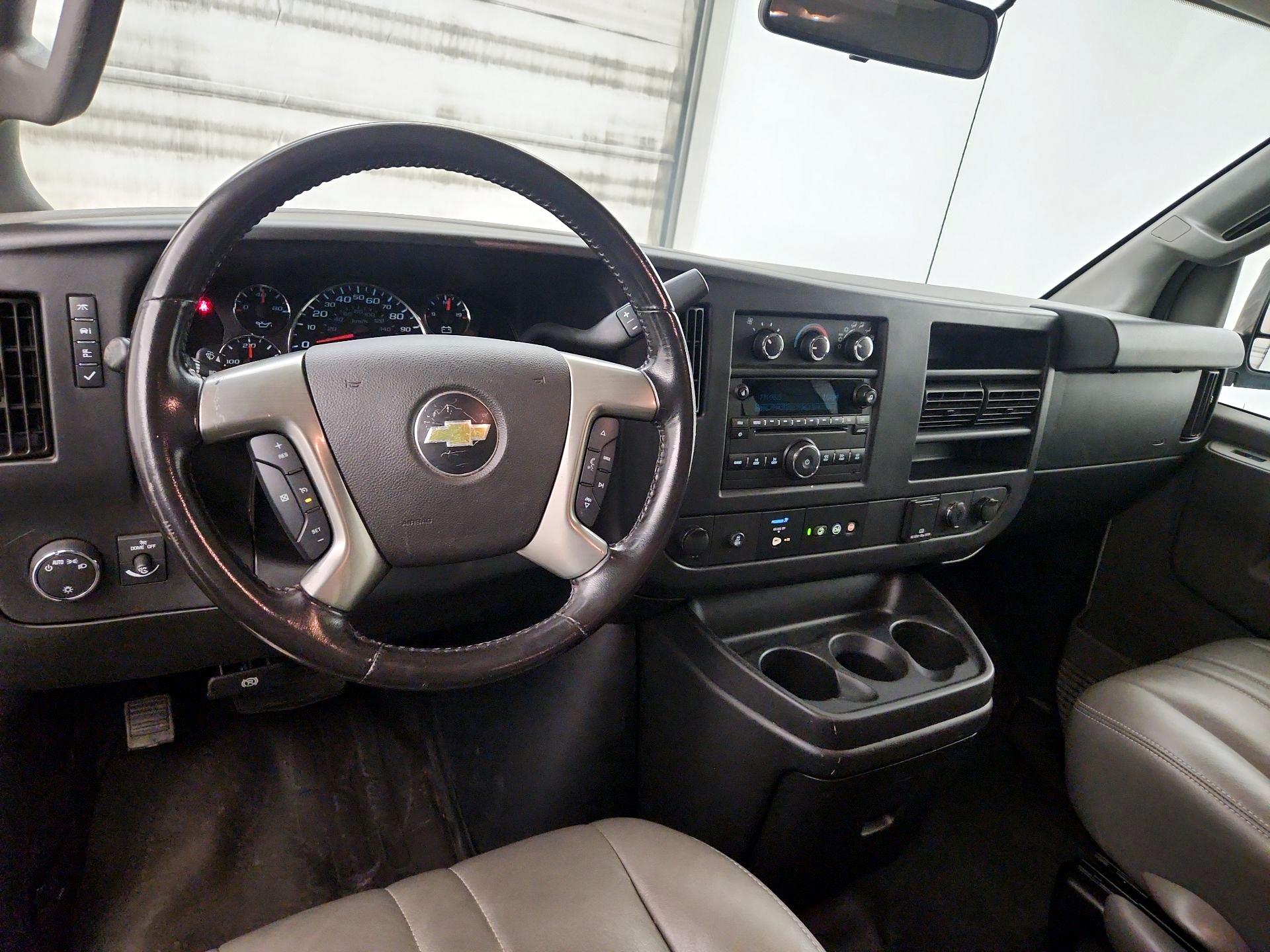 Thumbnail: 2017 Chevrolet Express - 9