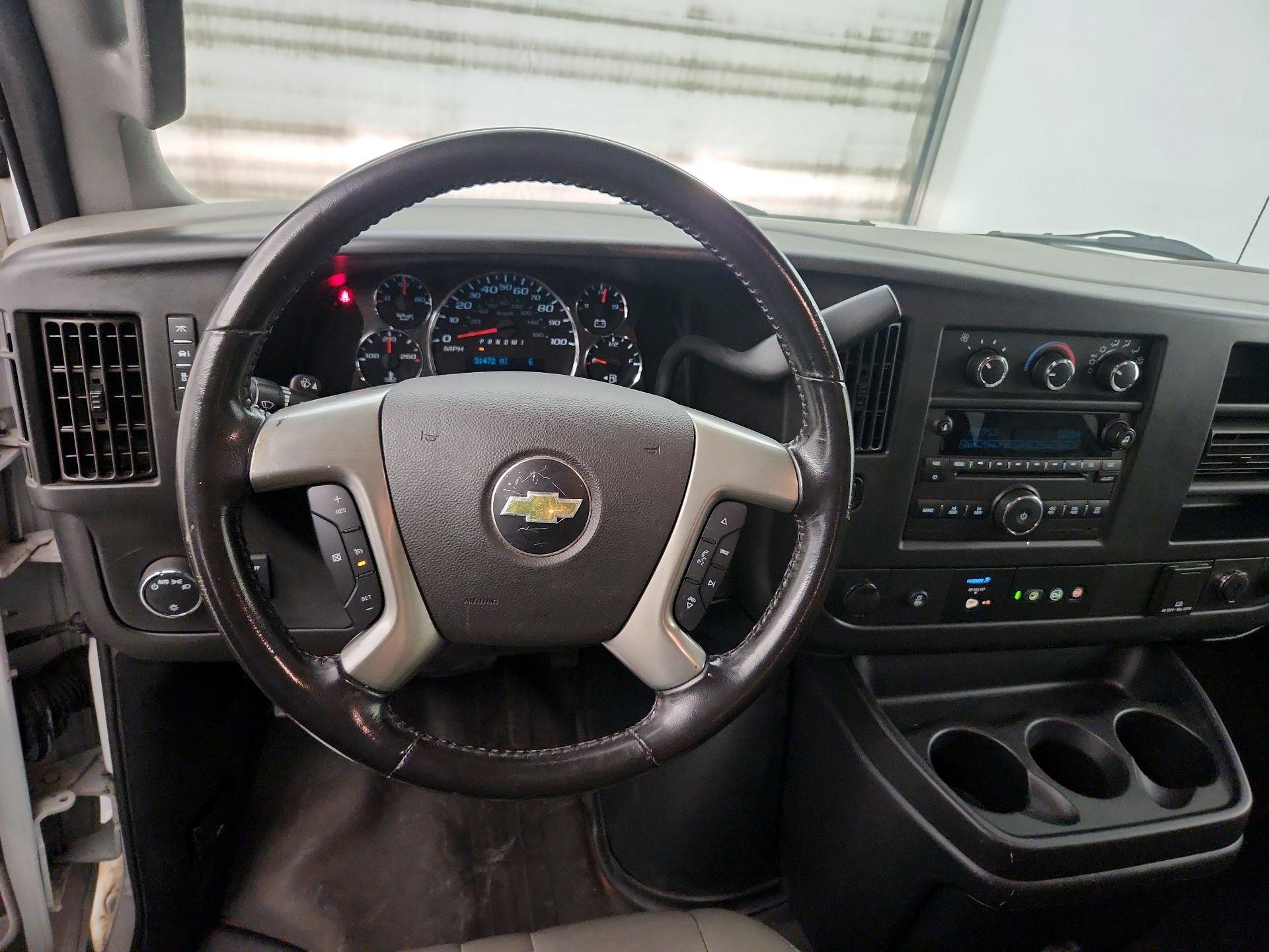 Thumbnail: 2017 Chevrolet Express - 10