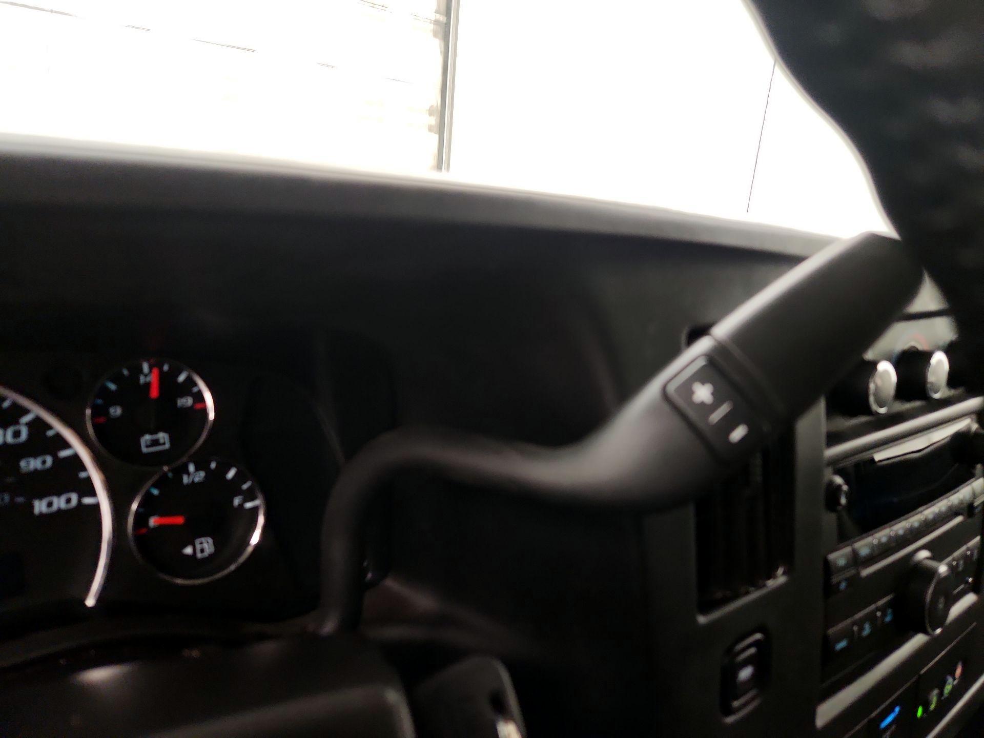 Thumbnail: 2017 Chevrolet Express - 16